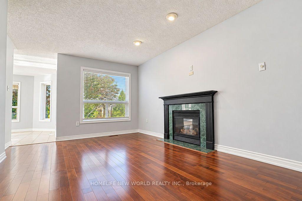 Photo 5 of 26 Warner Road, Barrie, Holly — HOMEH