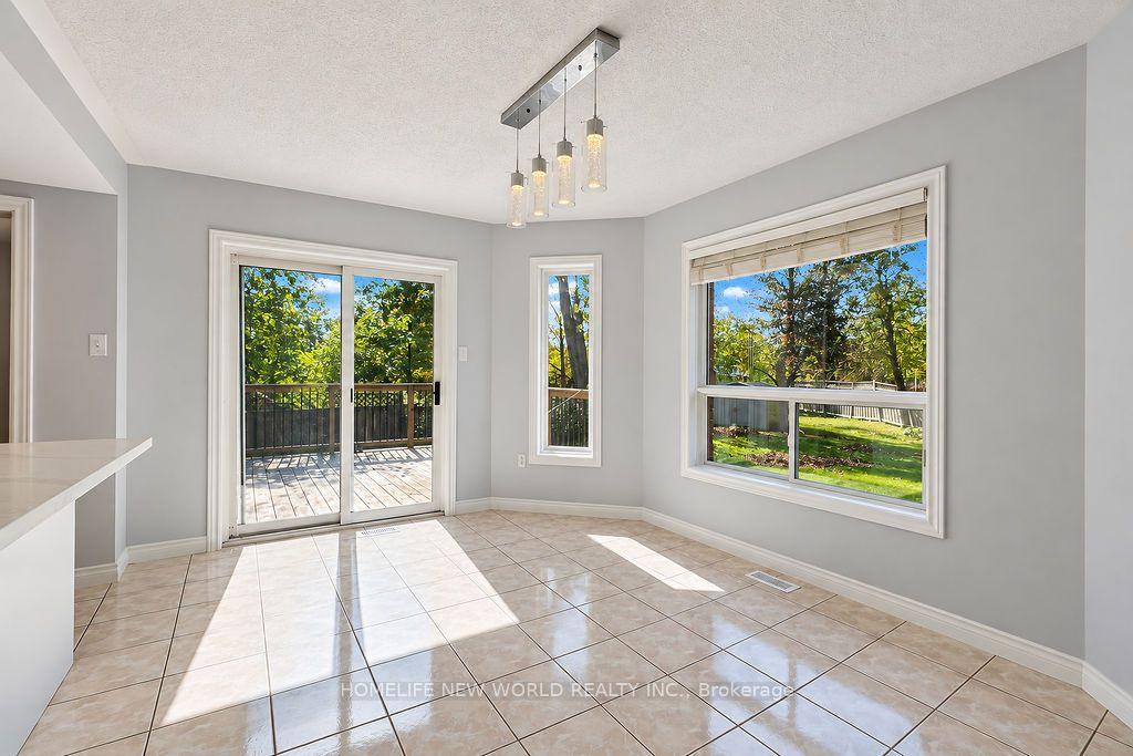 Photo 10 of 26 Warner Road, Barrie, Holly — HOMEH