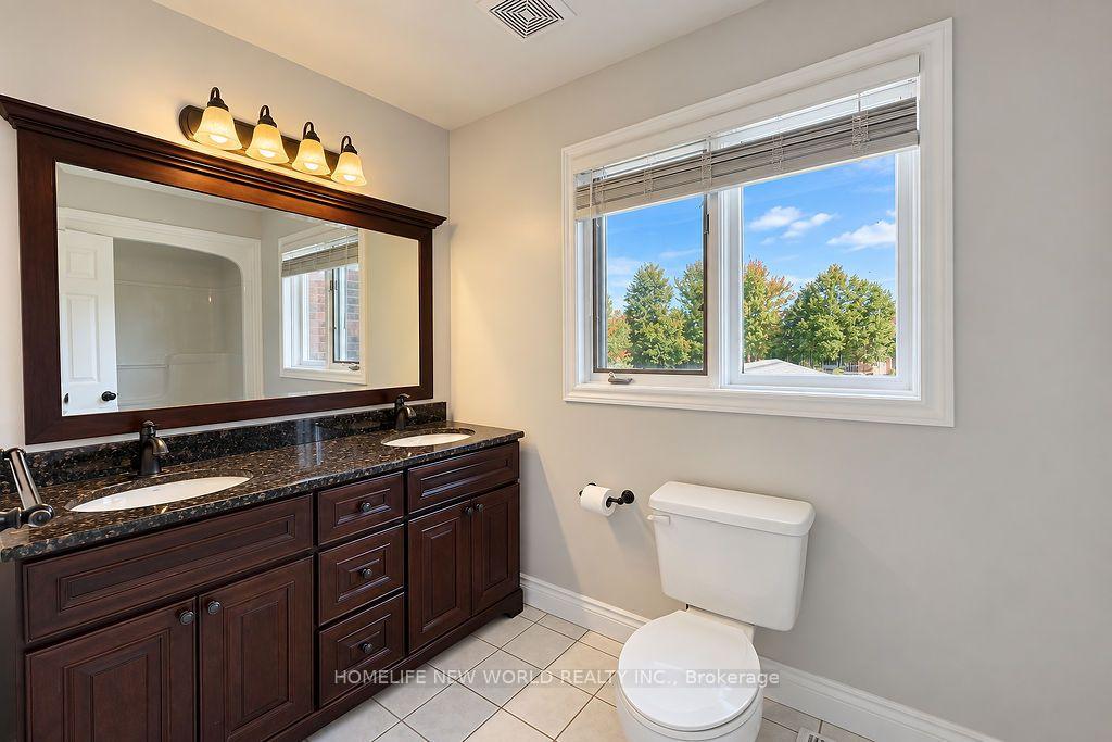 Photo 20 of 26 Warner Road, Barrie, Holly — HOMEH