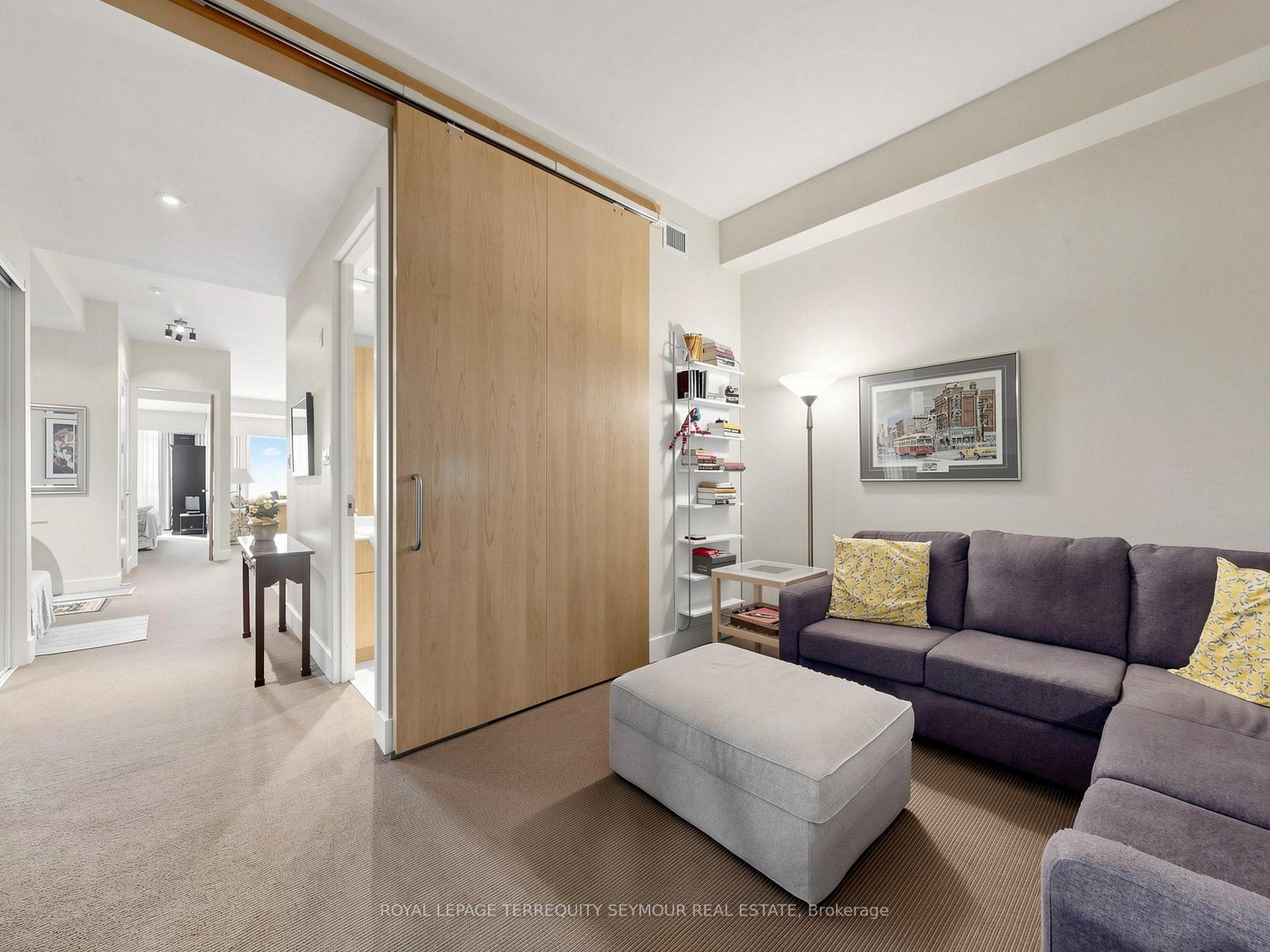 Photo 20 of Unit 401, 562 Eglinton Avenue E, Toronto, Mount Pleasant East — HOMEH