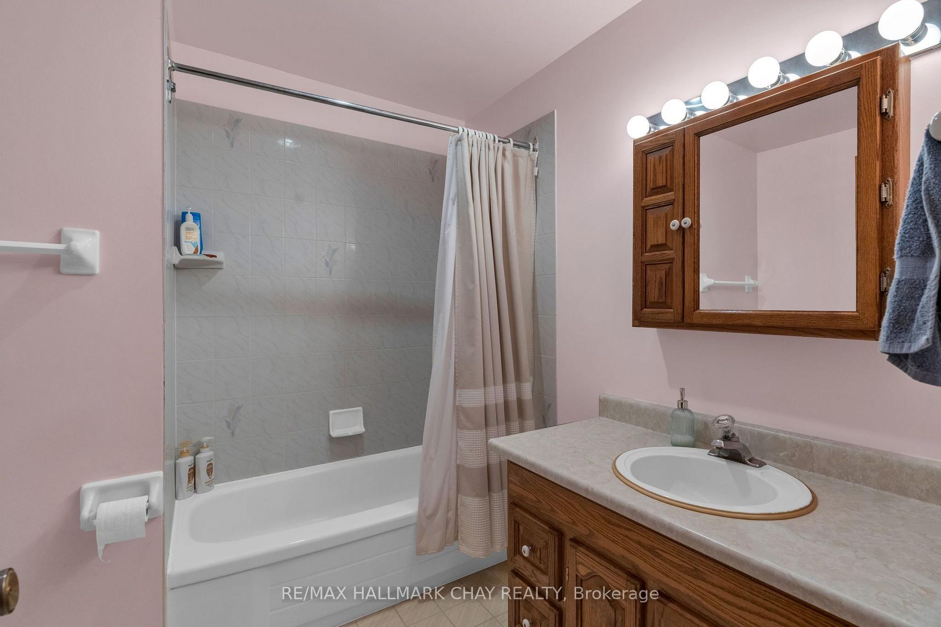 Photo 19 of 1855 Sunnidale Road, Springwater, Rural Springwater — HOMEH