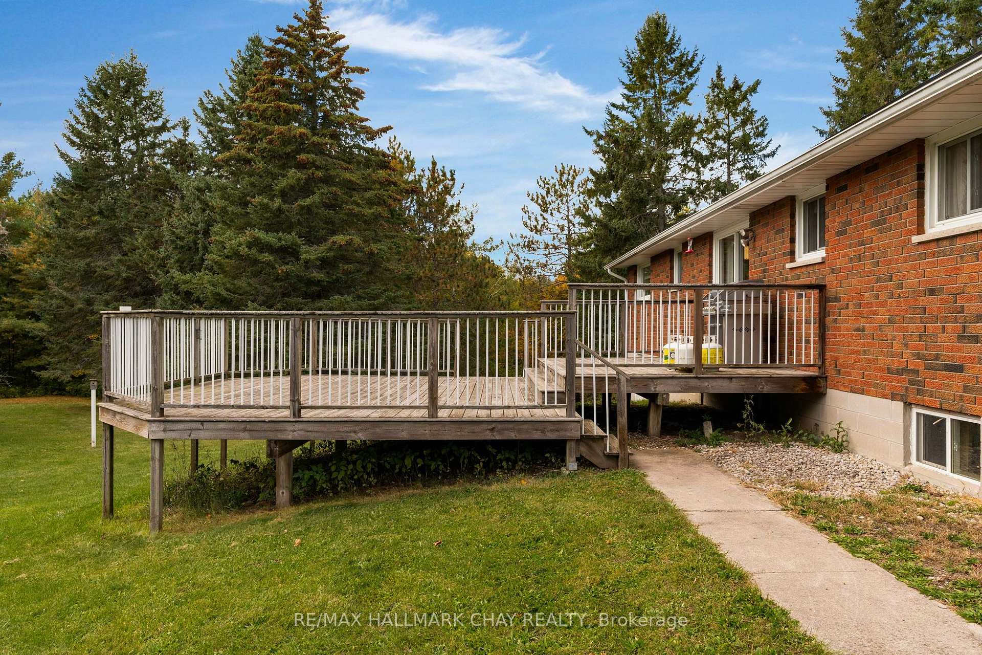 Photo 21 of 1855 Sunnidale Road, Springwater, Rural Springwater — HOMEH