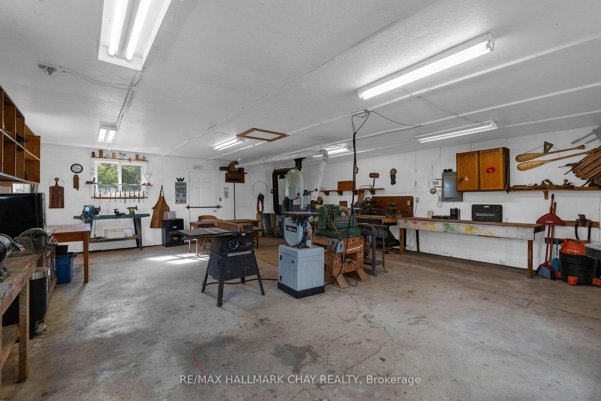 Photo 29 of 1855 Sunnidale Road, Springwater, Rural Springwater — HOMEH