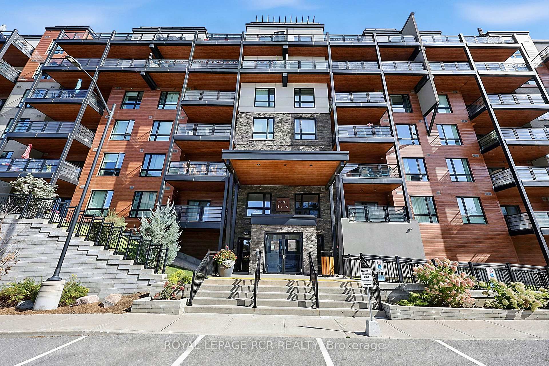Photo 2 of Unit 502, 302 Essa Road, Barrie, 400 West — HOMEH