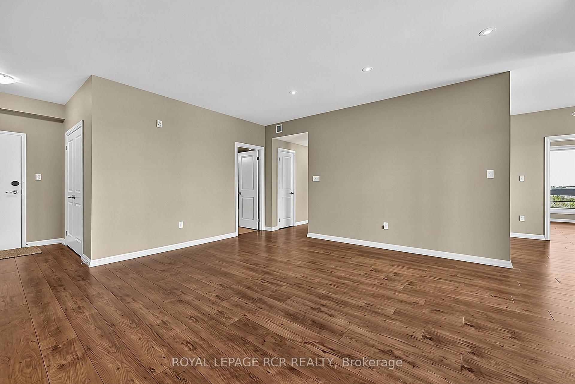 Photo 6 of Unit 502, 302 Essa Road, Barrie, 400 West — HOMEH