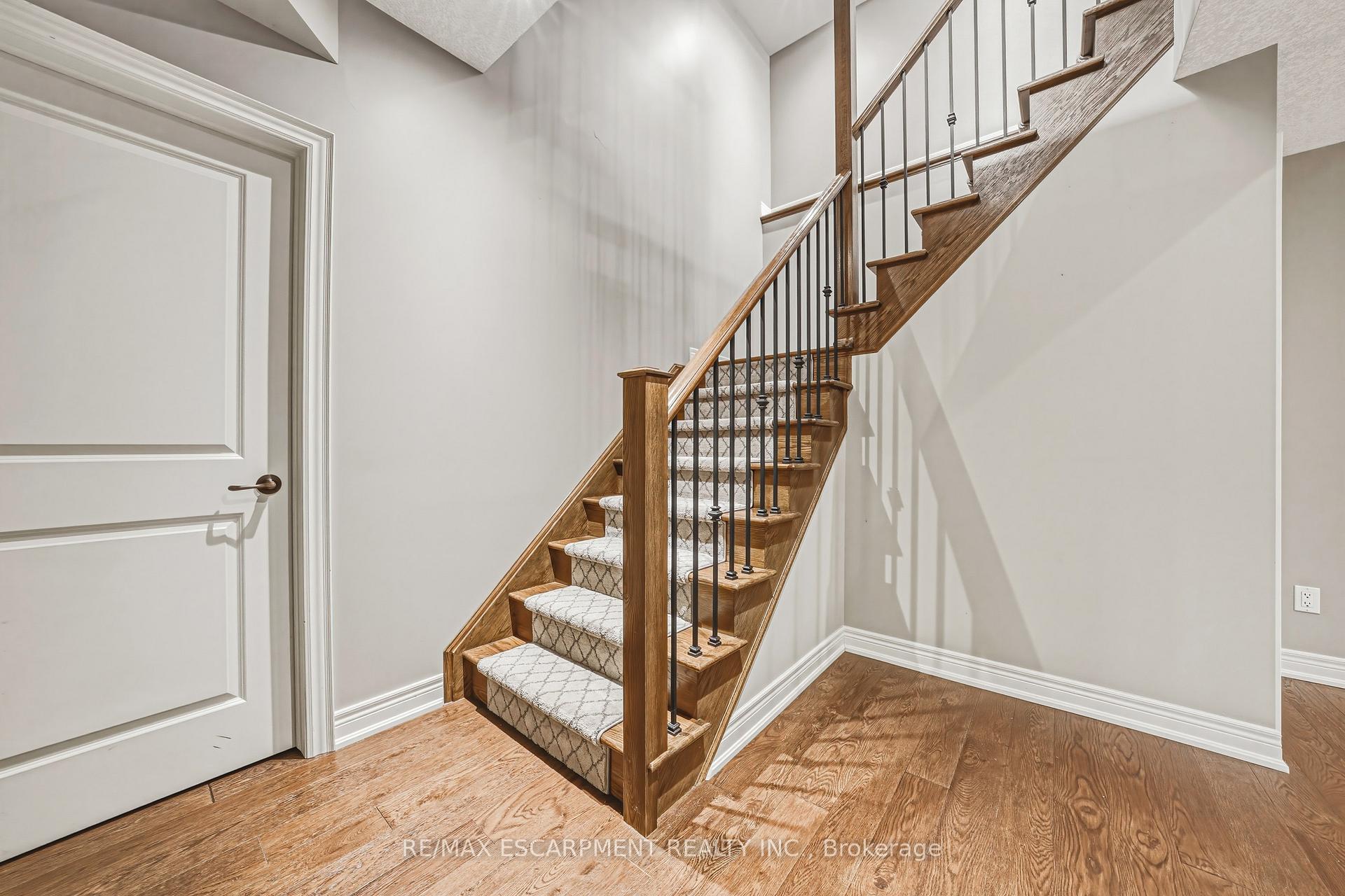 Photo 32 of Unit 3, 976 Shadeland Avenue, Burlington, LaSalle — HOMEH