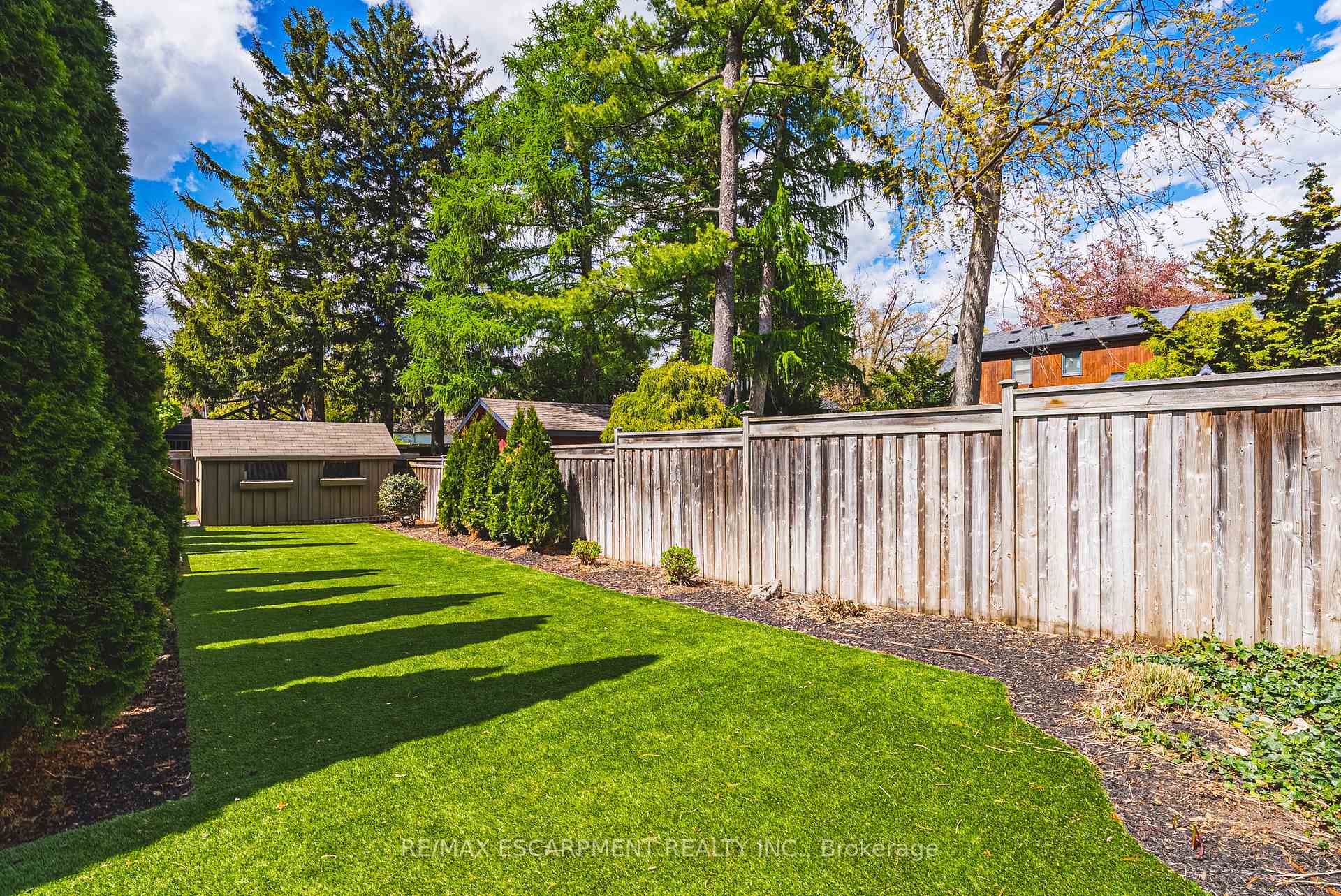 Photo 41 of Unit 3, 976 Shadeland Avenue, Burlington, LaSalle — HOMEH