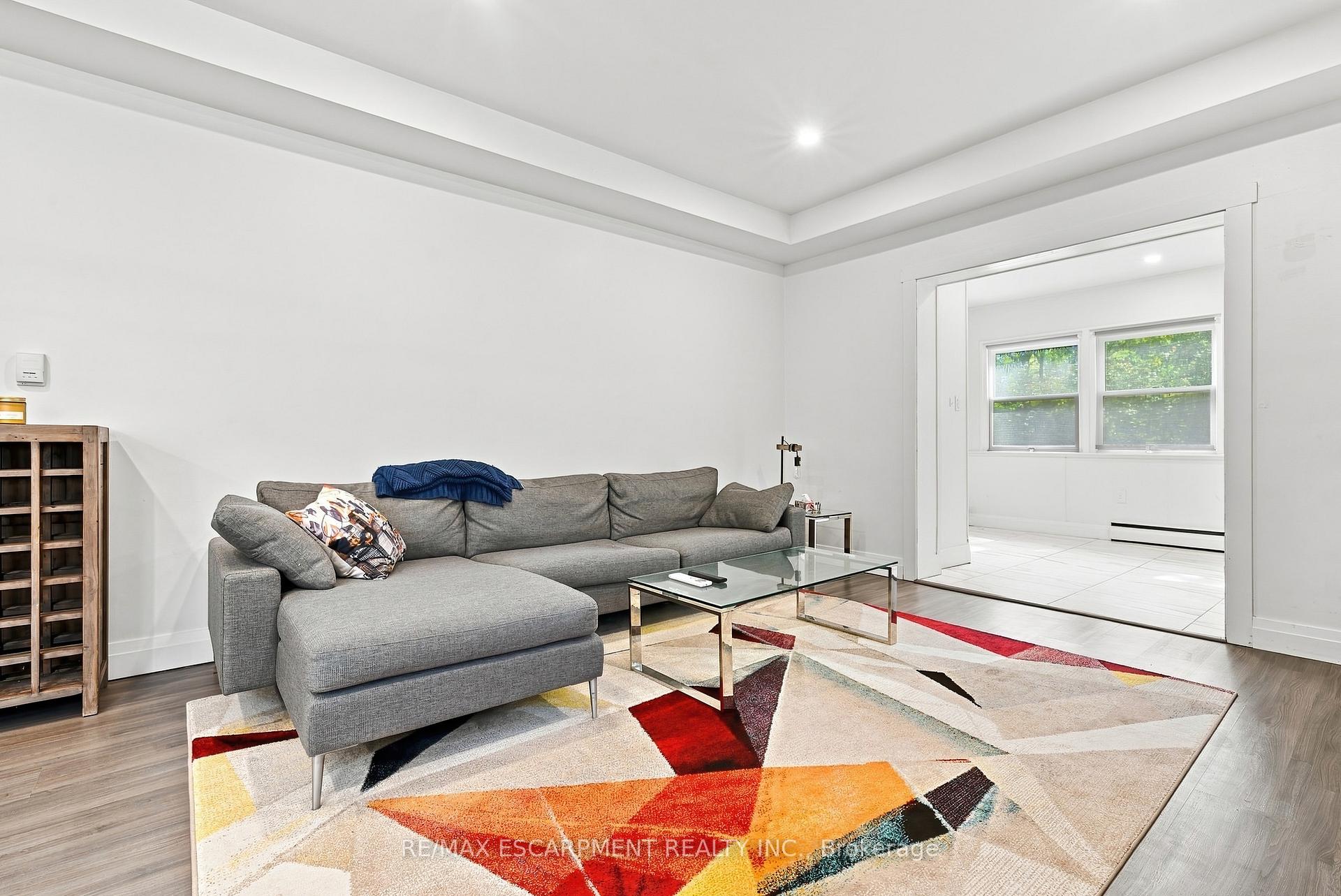 Photo 6 of 2177 Lakeshore Road, Burlington, Brant — HOMEH