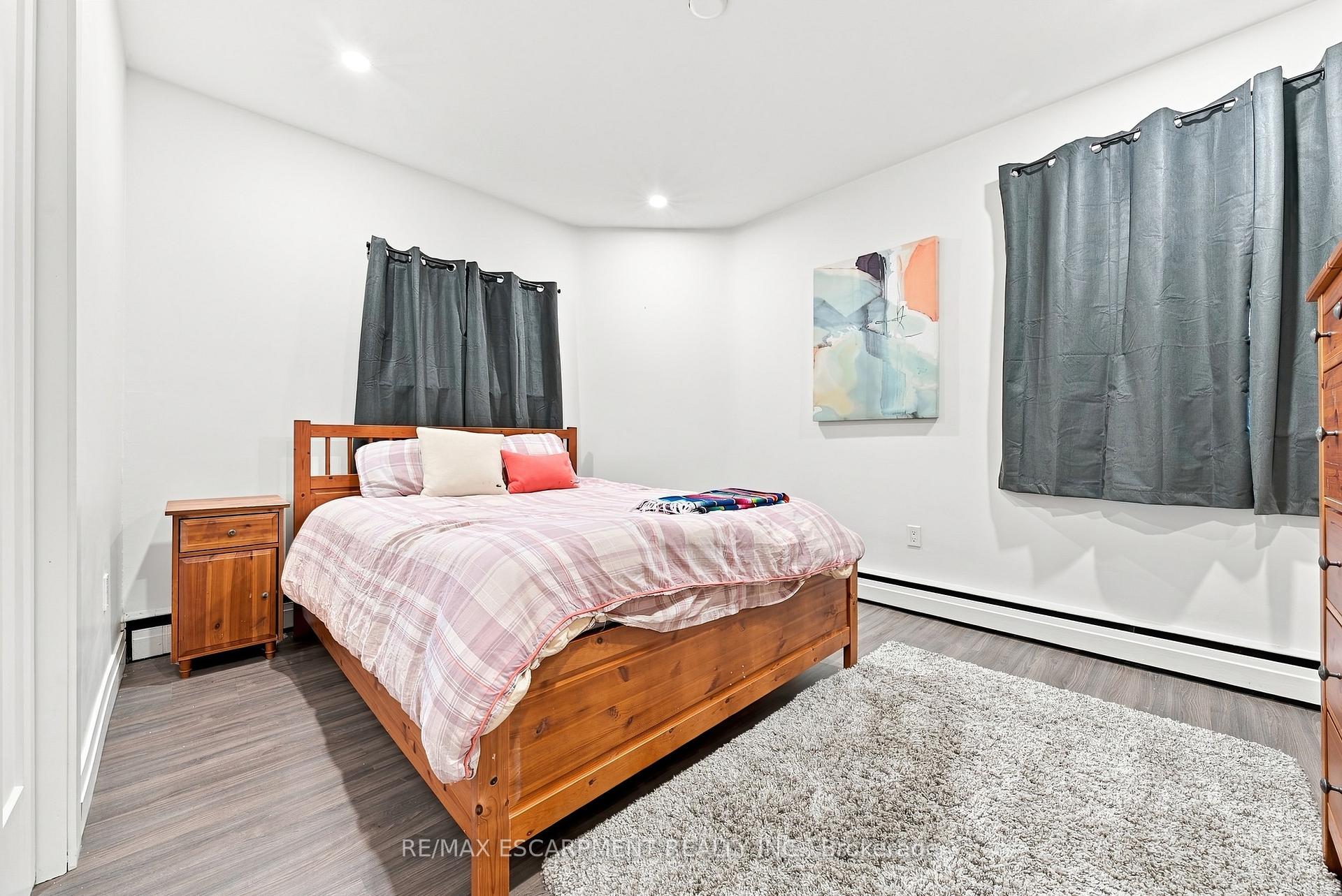 Photo 11 of 2177 Lakeshore Road, Burlington, Brant — HOMEH