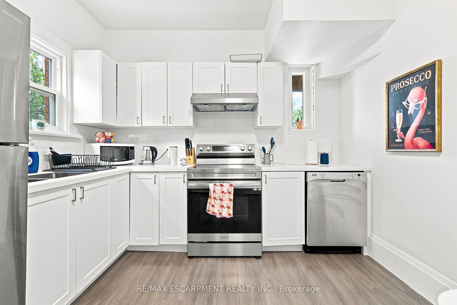 Photo 32 of 2177 Lakeshore Road, Burlington, Brant — HOMEH