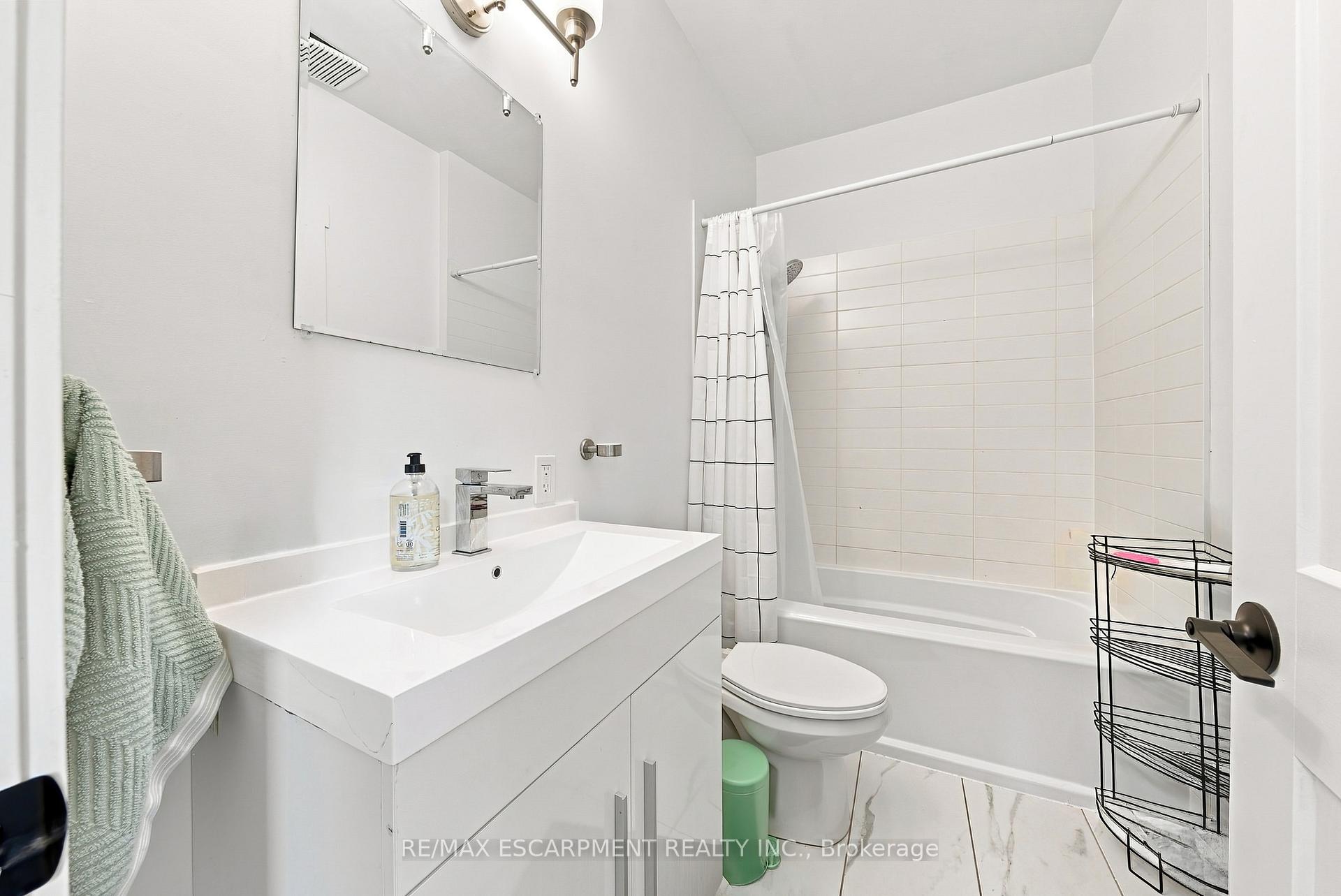Photo 33 of 2177 Lakeshore Road, Burlington, Brant — HOMEH