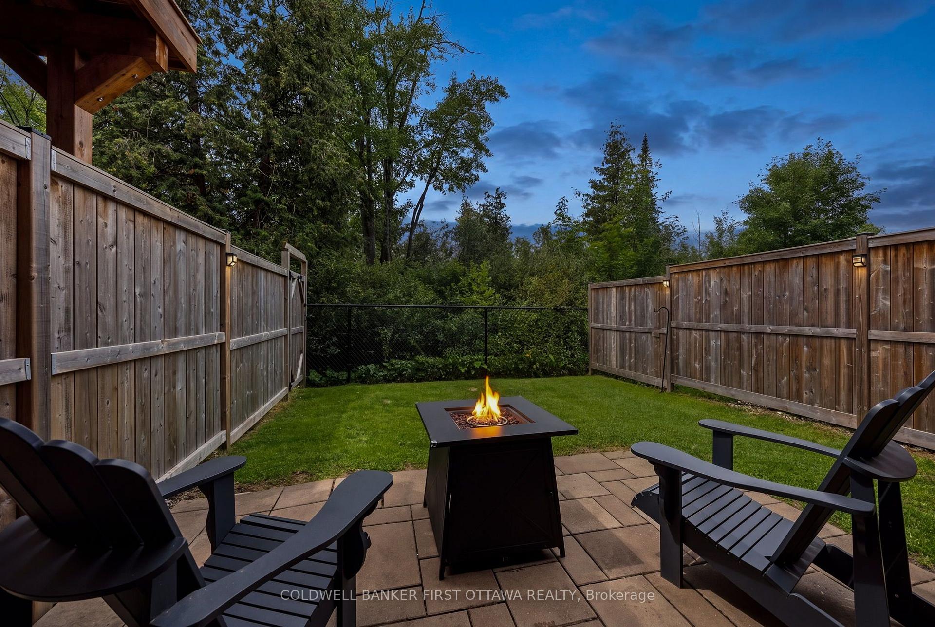 Photo 2 of 94 Porter Street, Ottawa, Stittsville (South) — HOMEH