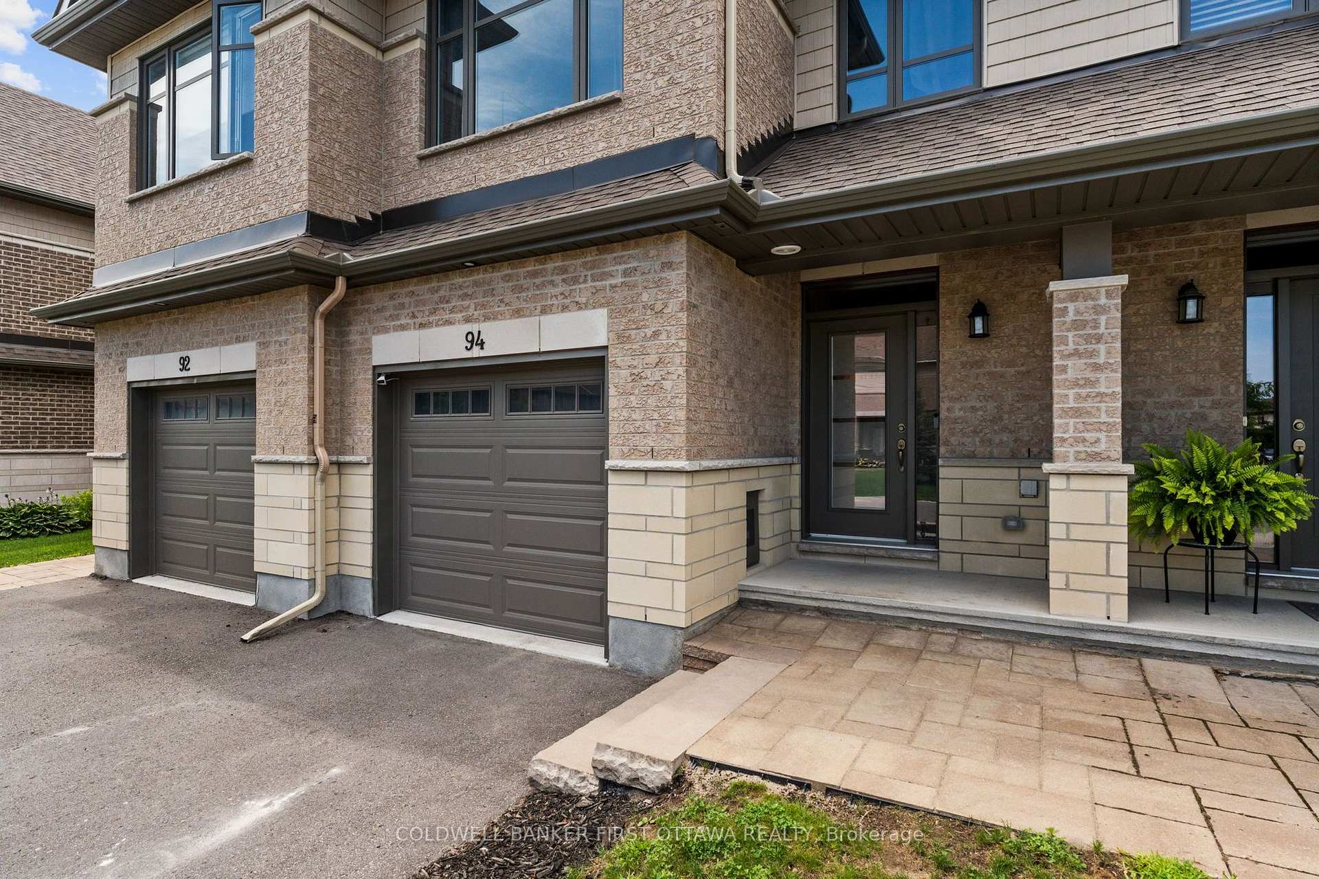 Photo 4 of 94 Porter Street, Ottawa, Stittsville (South) — HOMEH