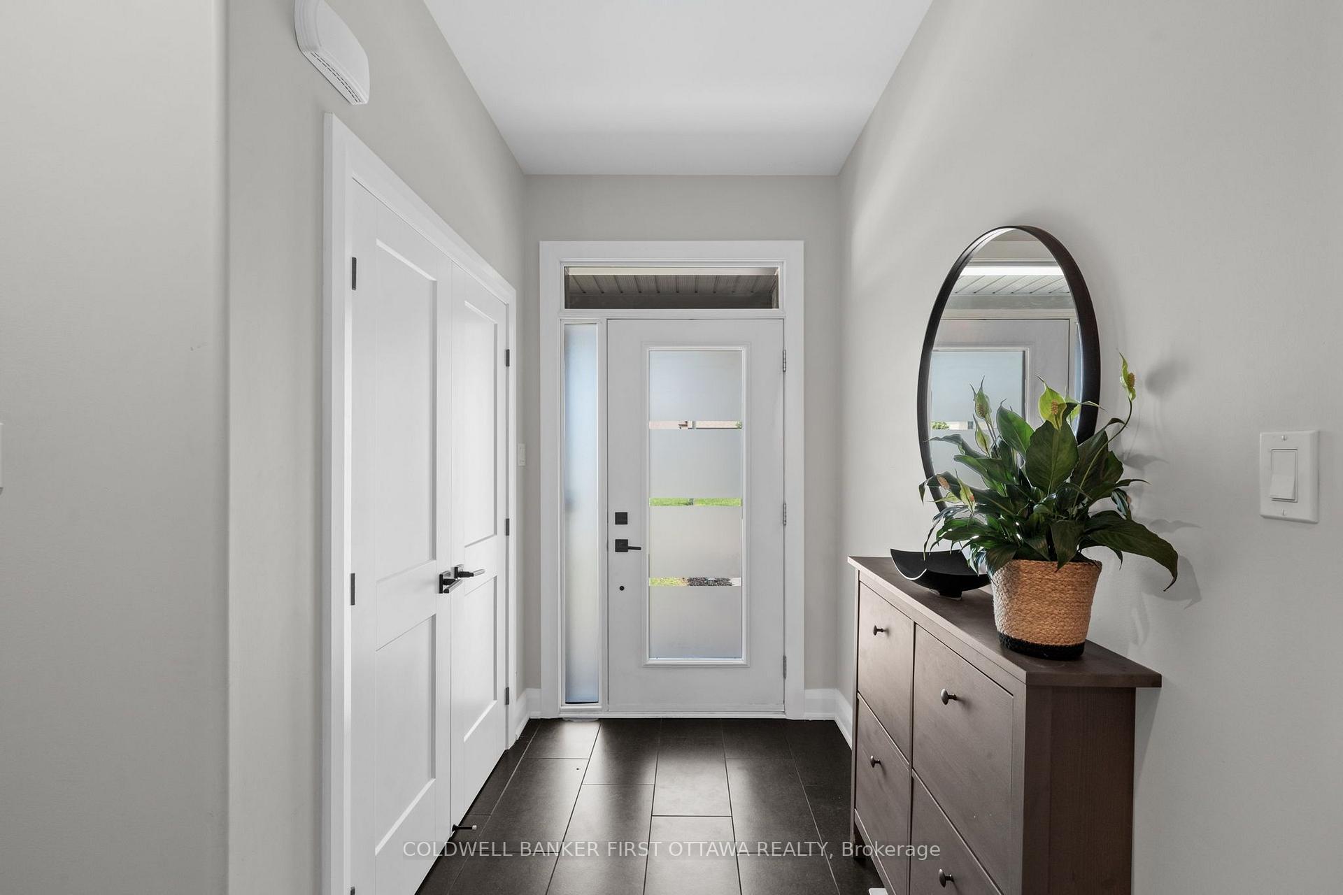 Photo 5 of 94 Porter Street, Ottawa, Stittsville (South) — HOMEH