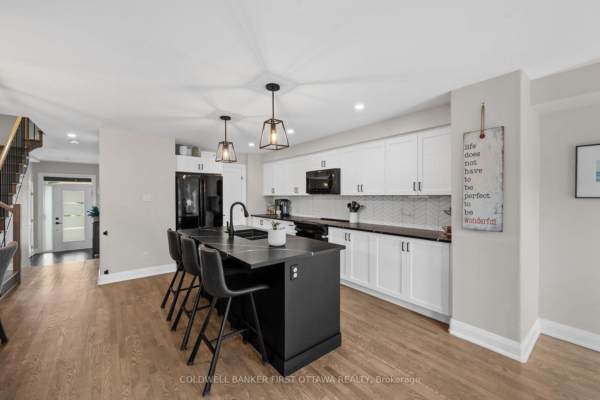 Photo 11 of 94 Porter Street, Ottawa, Stittsville (South) — HOMEH