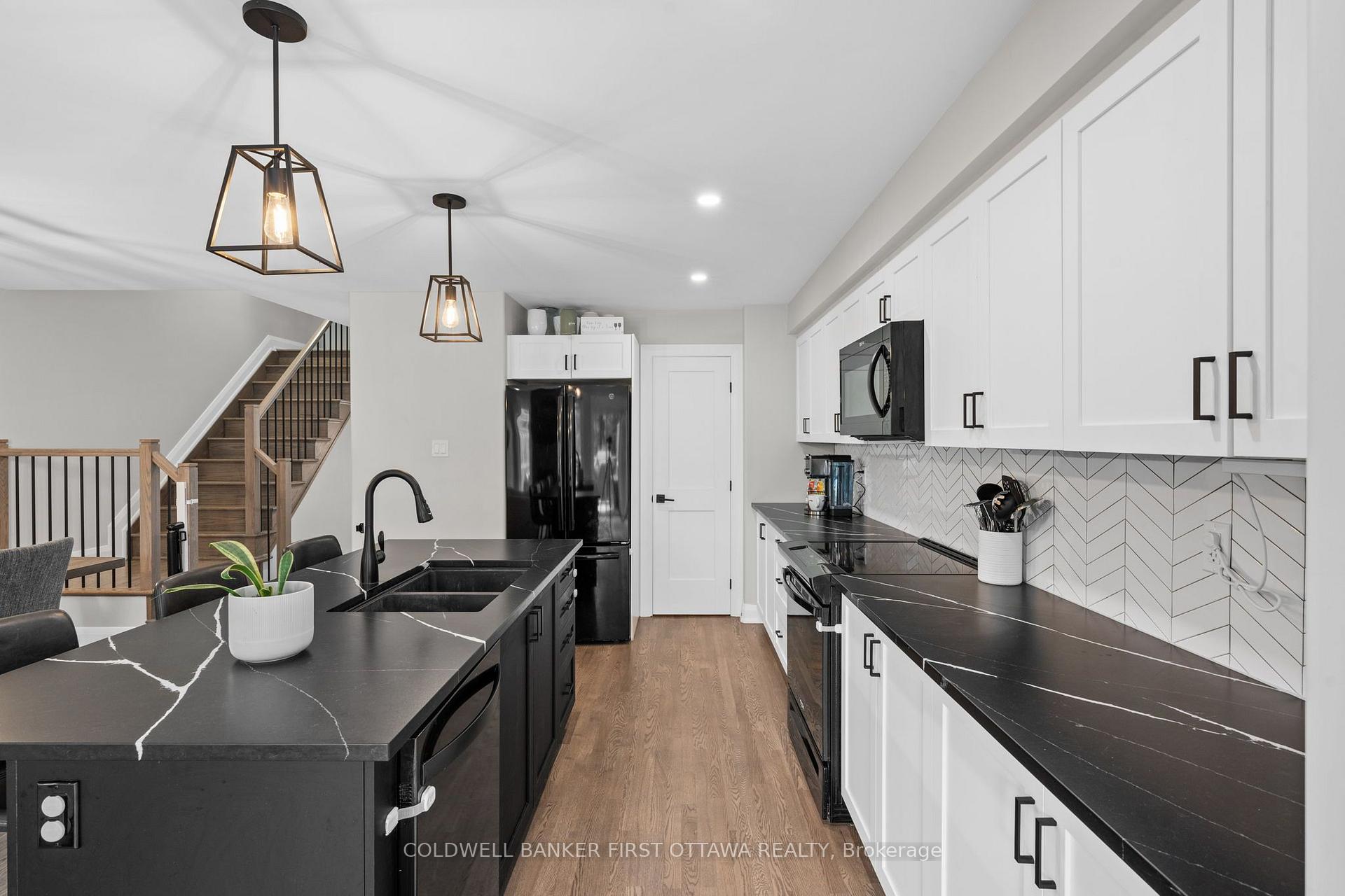 Photo 12 of 94 Porter Street, Ottawa, Stittsville (South) — HOMEH