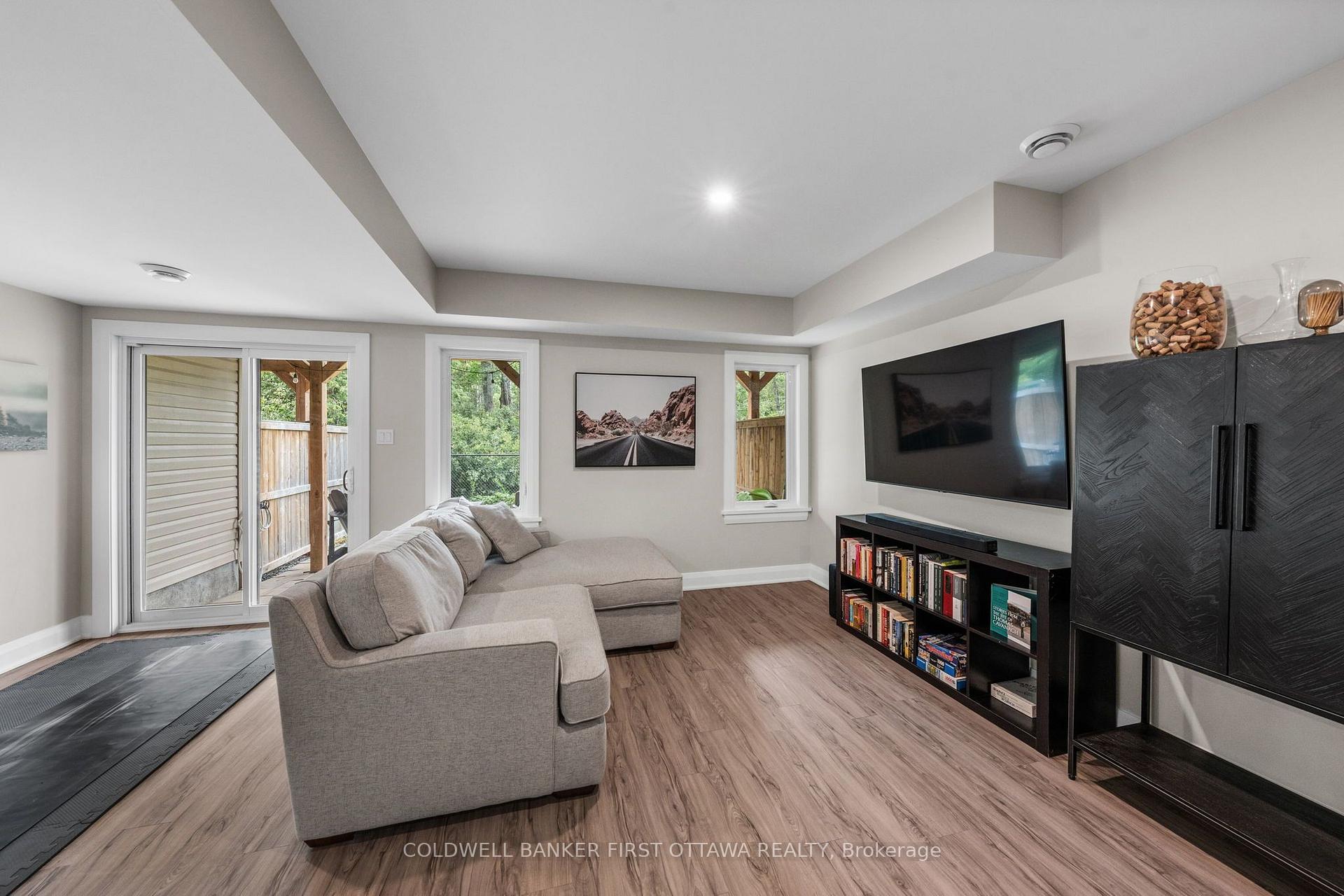 Photo 37 of 94 Porter Street, Ottawa, Stittsville (South) — HOMEH