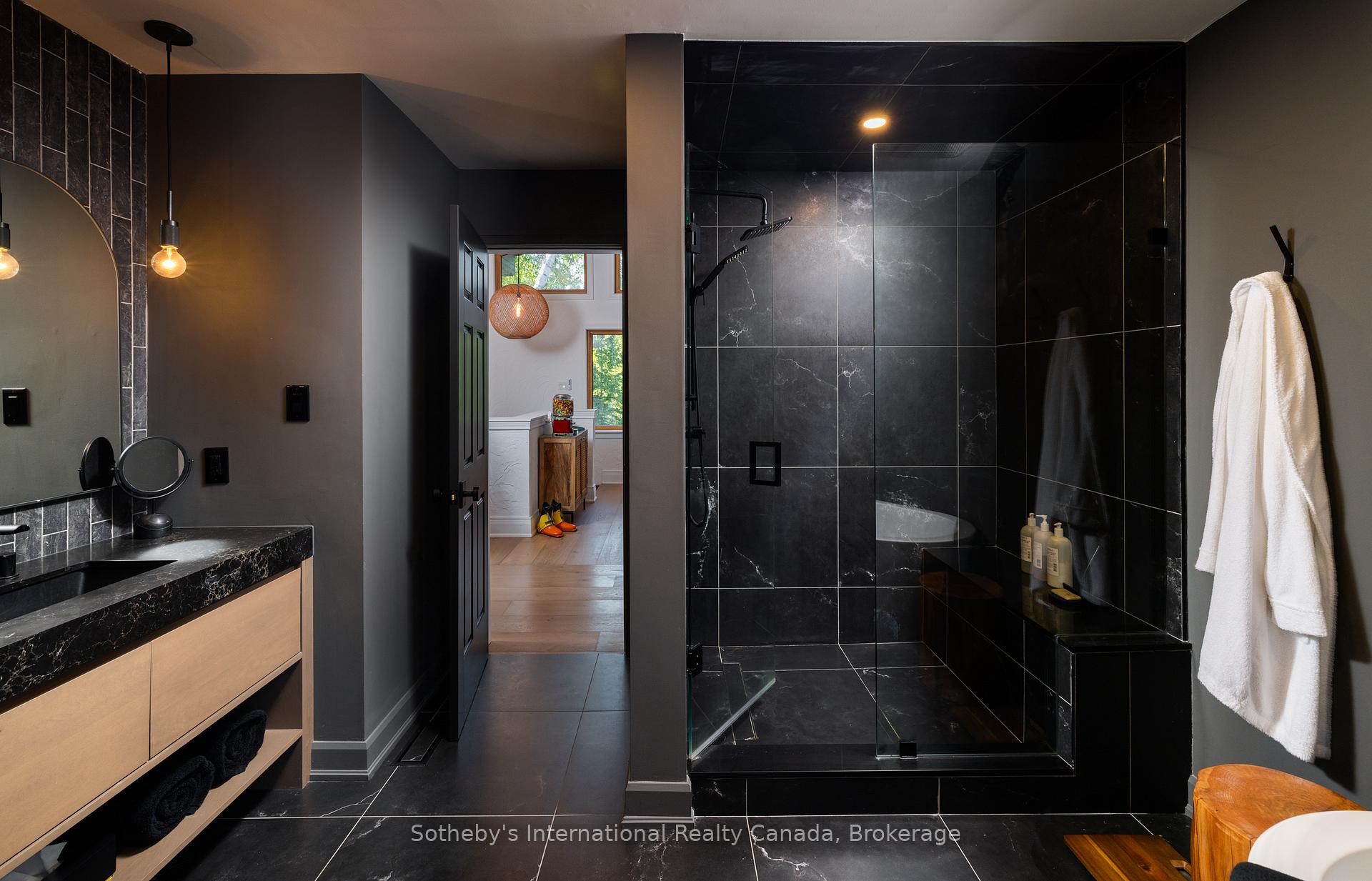 Photo 35 of 174 Timmons Street, Blue Mountains — HOMEH