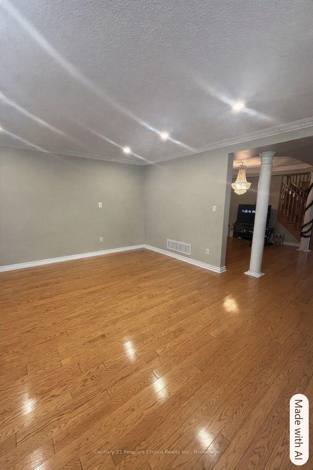 Photo 8 of 670 Macbeth Heights, Mississauga, Meadowvale Village — HOMEH