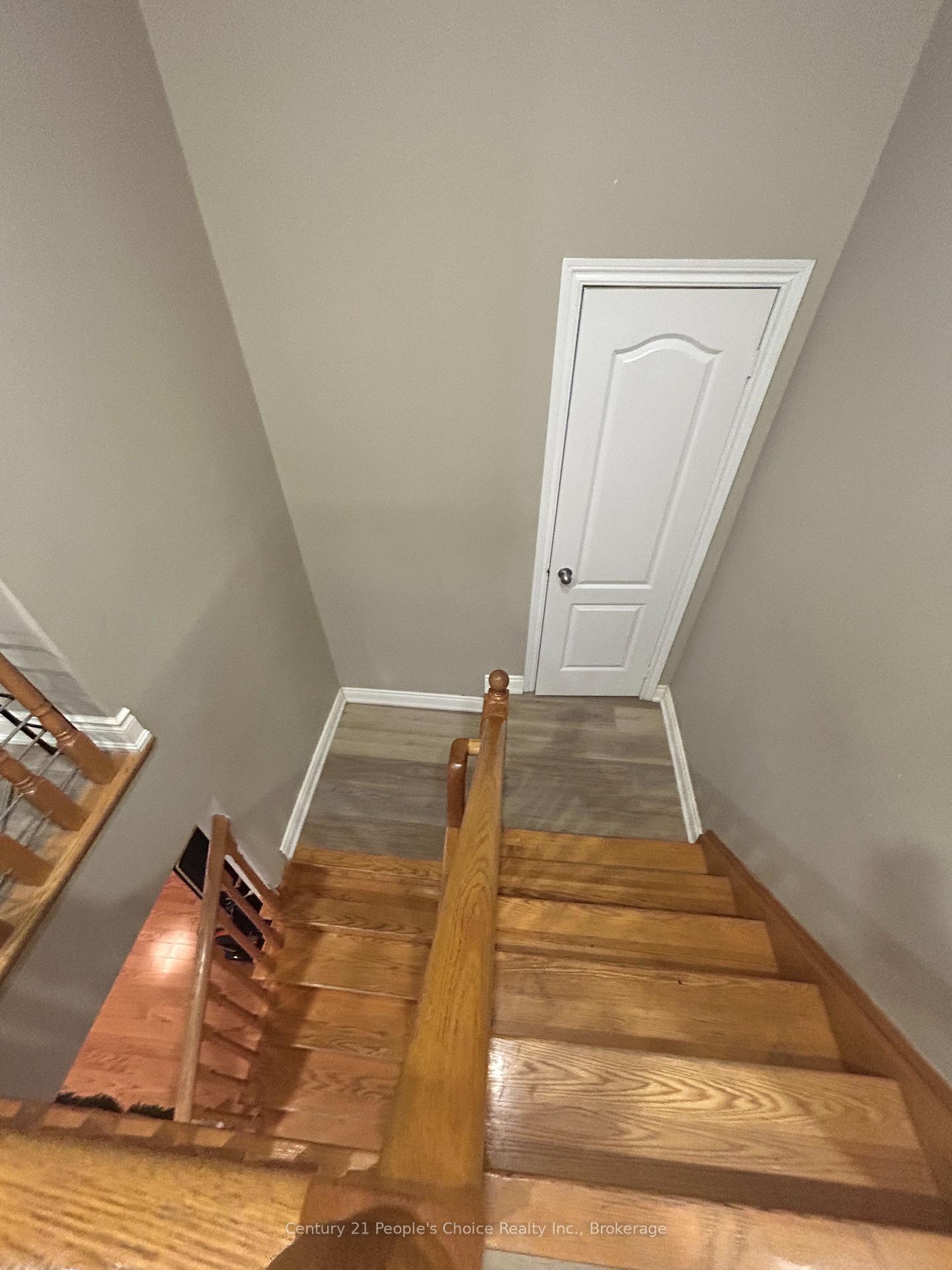 Photo 12 of 670 Macbeth Heights, Mississauga, Meadowvale Village — HOMEH