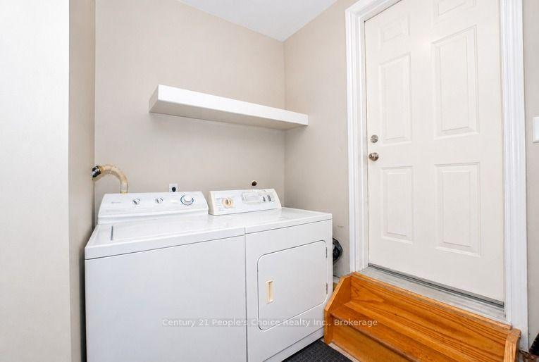Photo 17 of 670 Macbeth Heights, Mississauga, Meadowvale Village — HOMEH