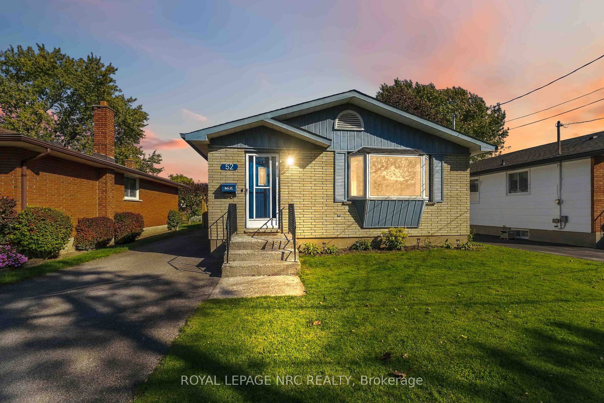 Photo 2 of 52 Northhaven Road, Welland, N. Welland — HOMEH