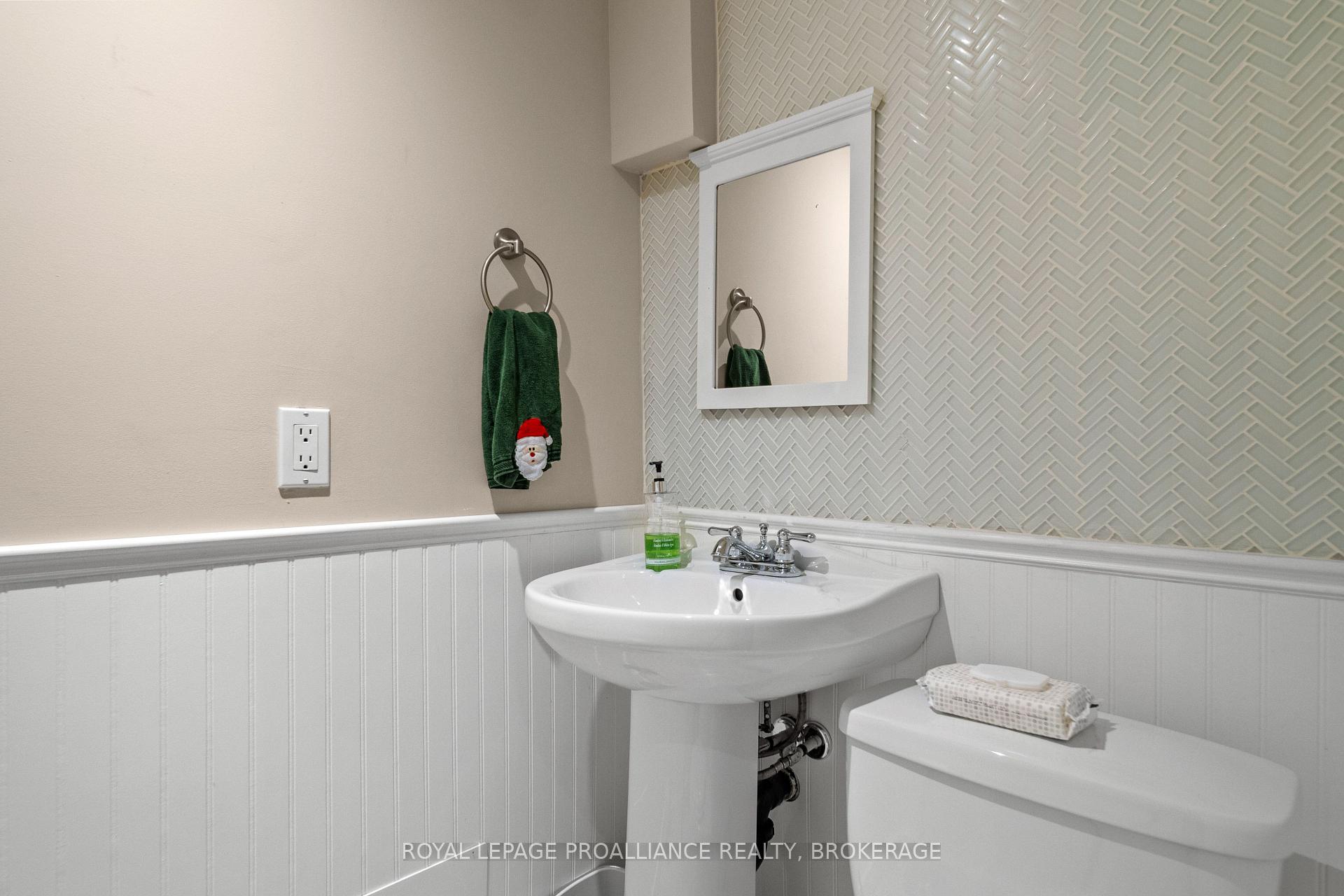 Photo 30 of 392 Davis Drive, Kingston, East Gardiners Rd — HOMEH