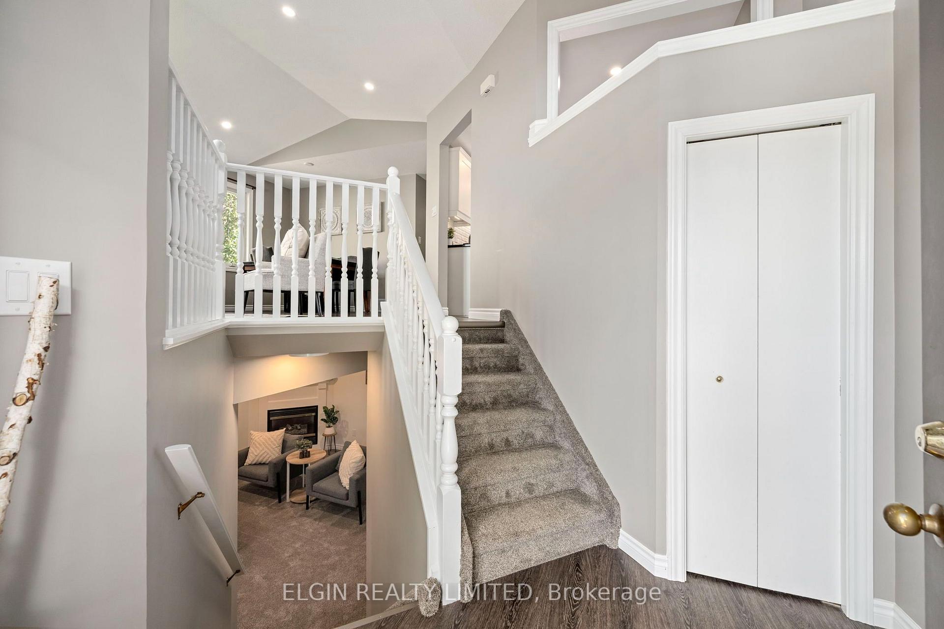 Photo 4 of 52 Oldewood Crescent, St. Thomas — HOMEH