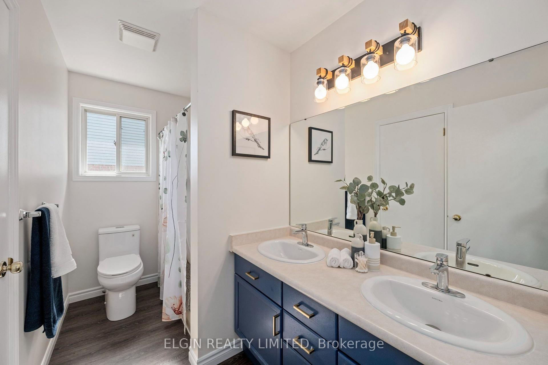 Photo 11 of 52 Oldewood Crescent, St. Thomas — HOMEH