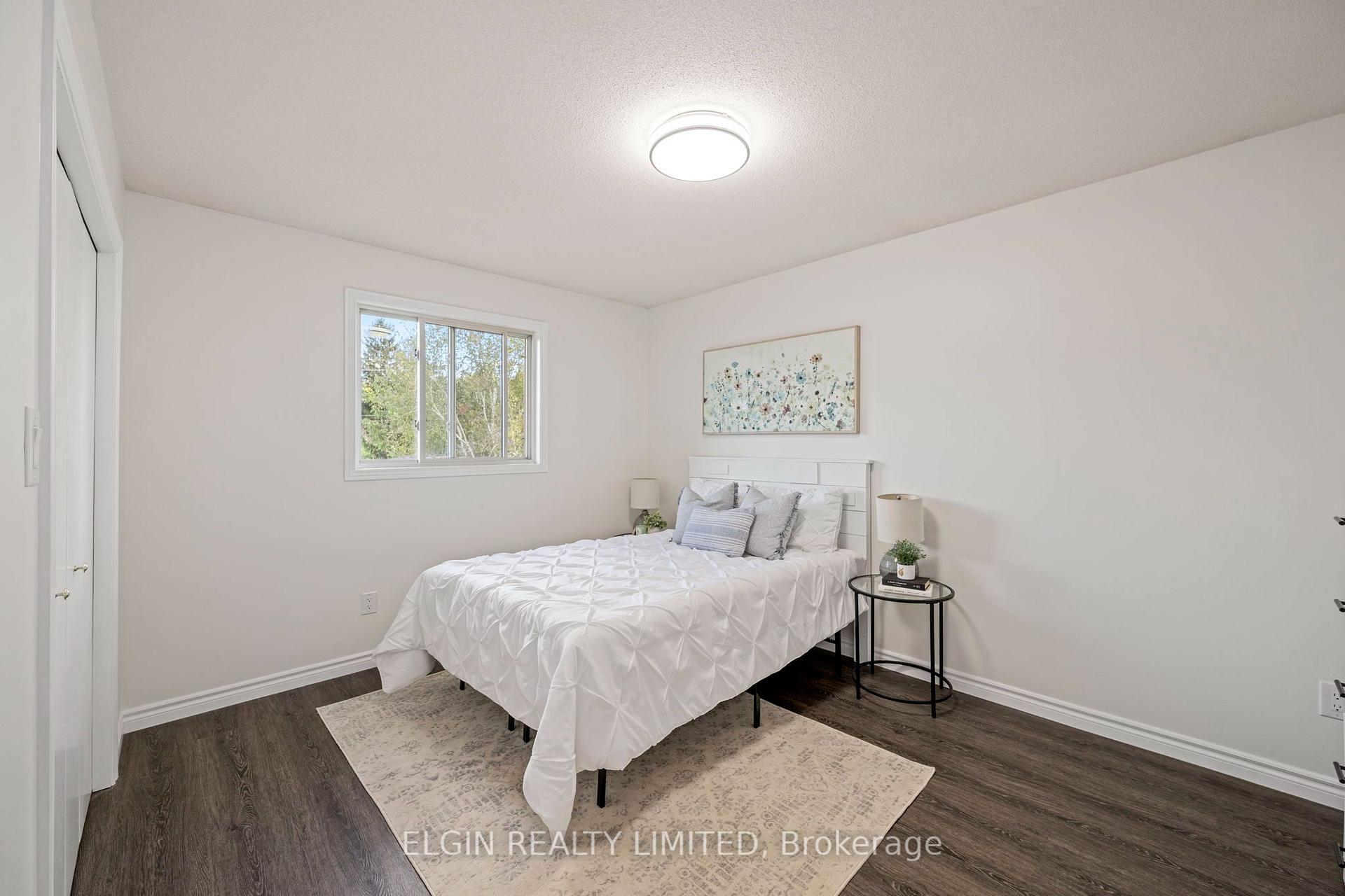 Photo 12 of 52 Oldewood Crescent, St. Thomas — HOMEH