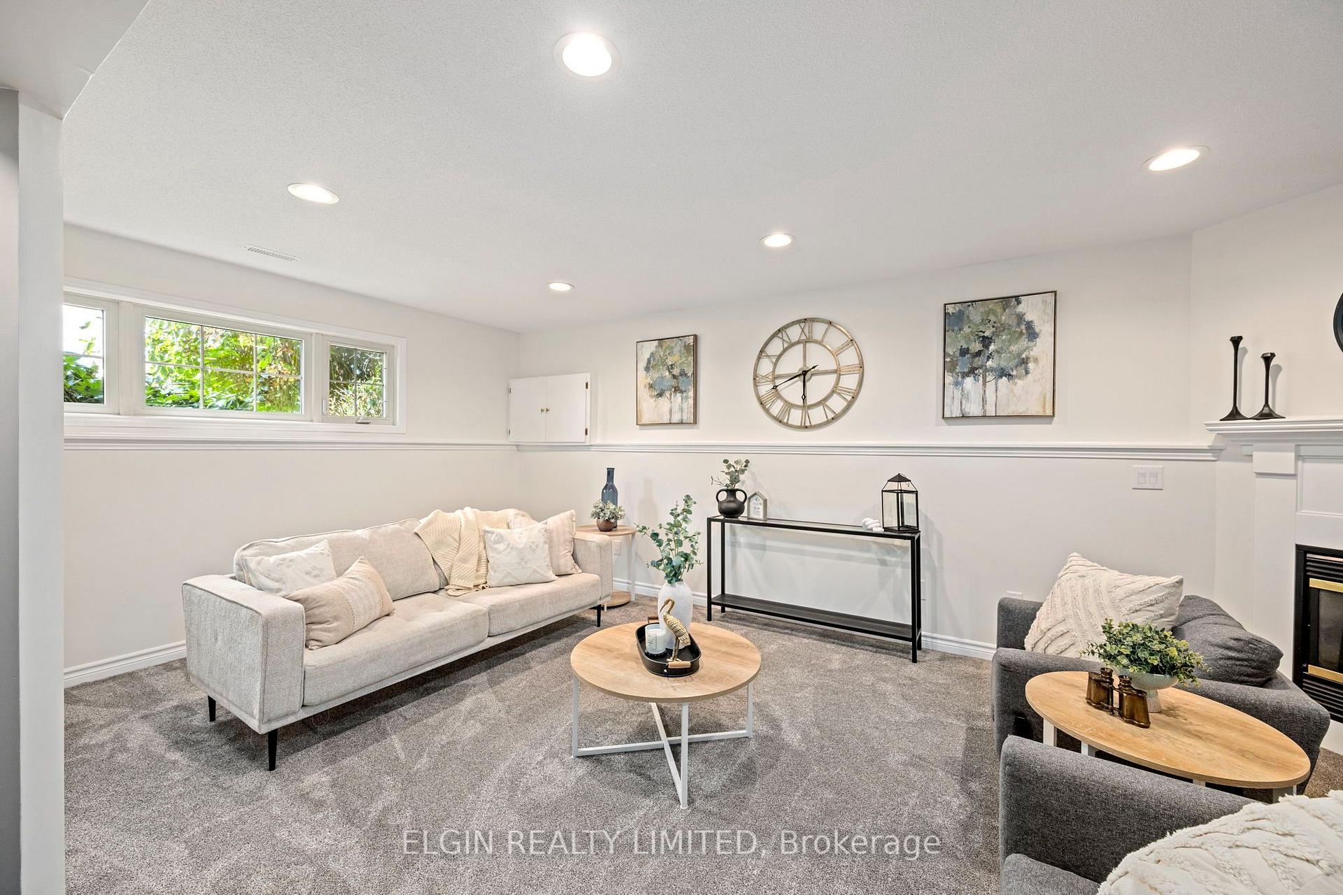 Photo 16 of 52 Oldewood Crescent, St. Thomas — HOMEH