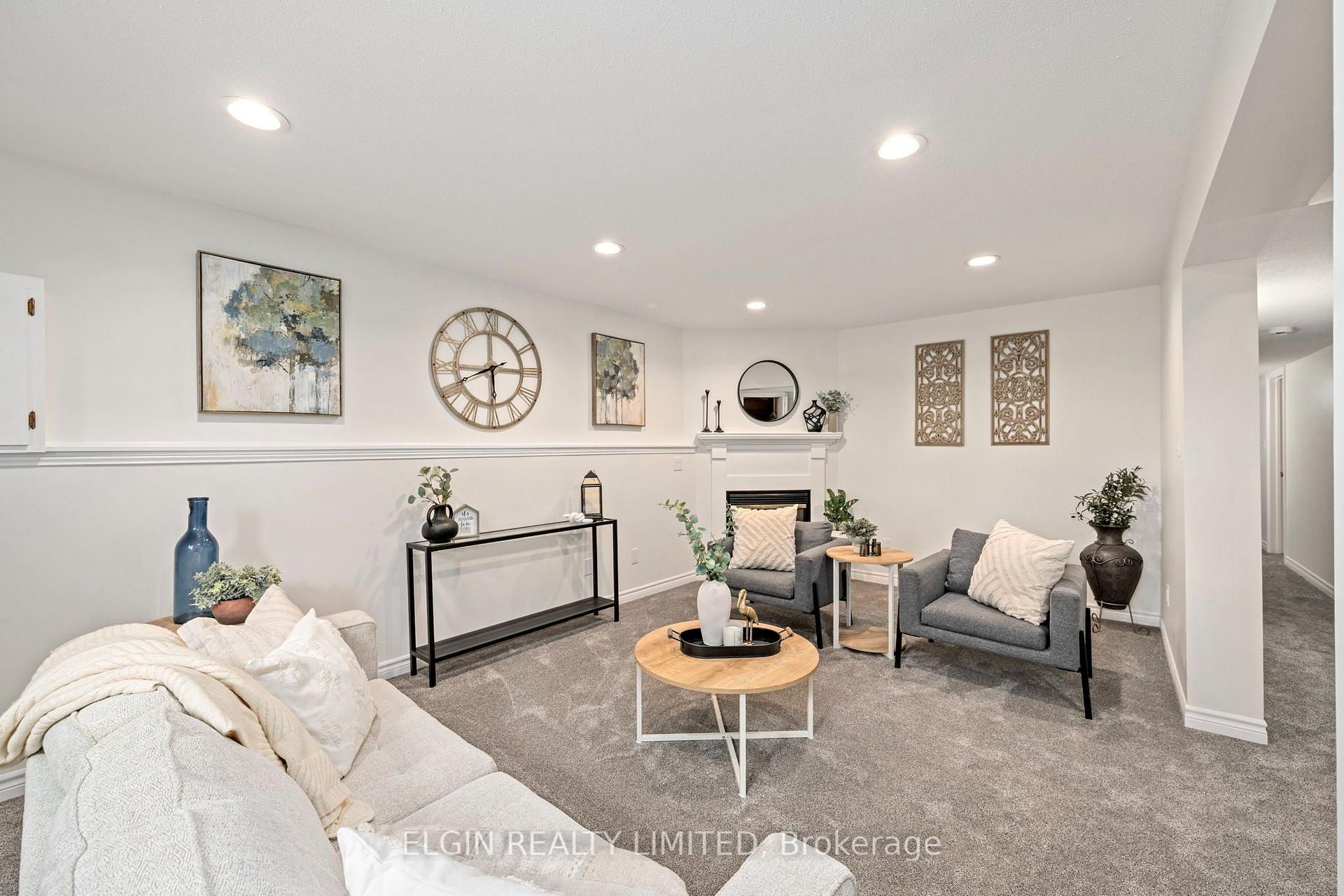 Photo 17 of 52 Oldewood Crescent, St. Thomas — HOMEH