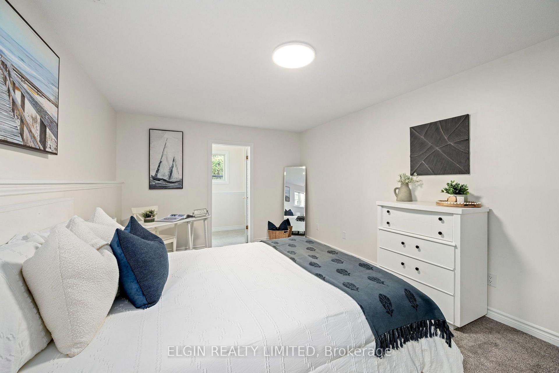 Photo 20 of 52 Oldewood Crescent, St. Thomas — HOMEH