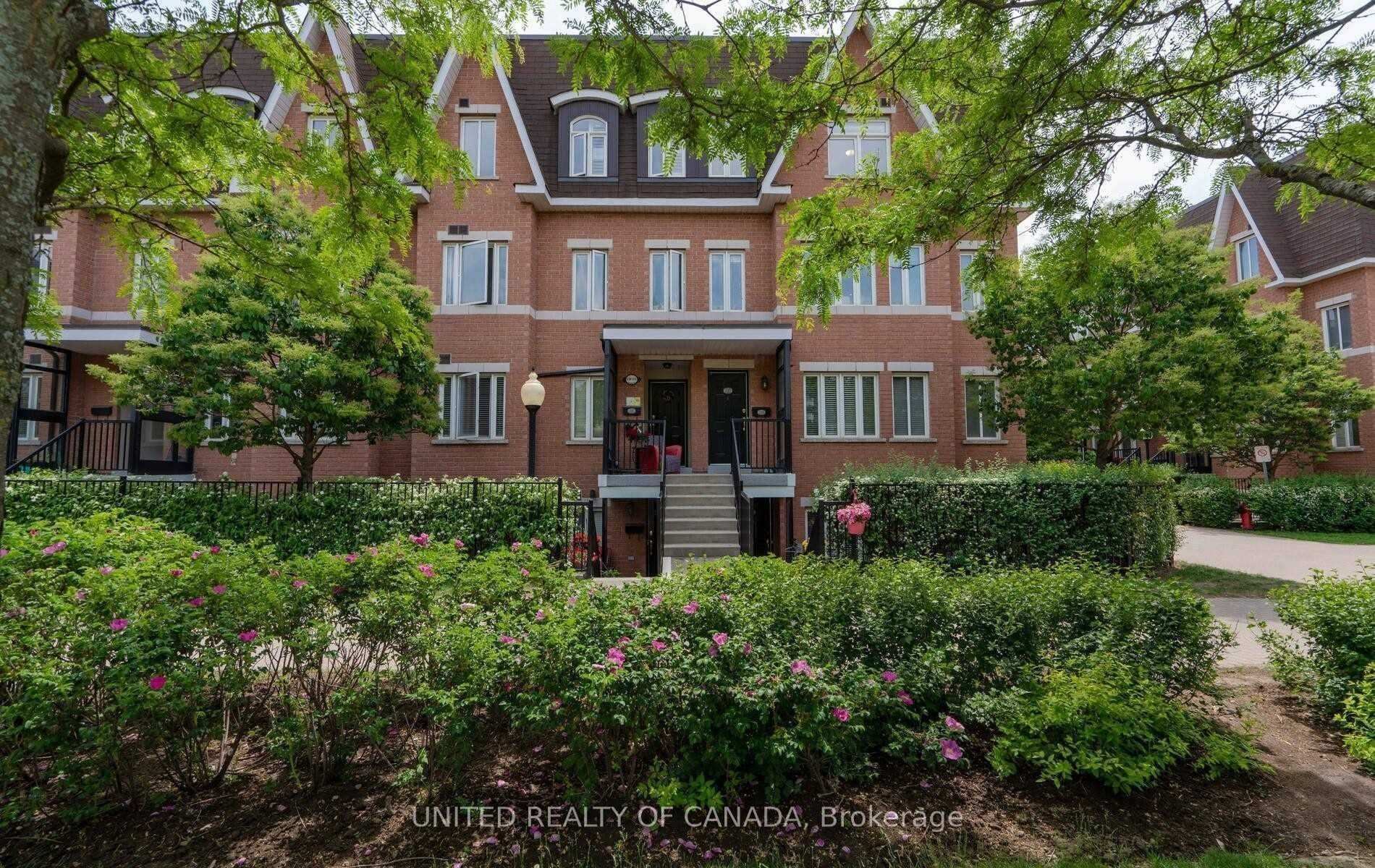 Photo 2 of Unit 330, 312 John Street, Markham, Aileen-Willowbrook — HOMEH