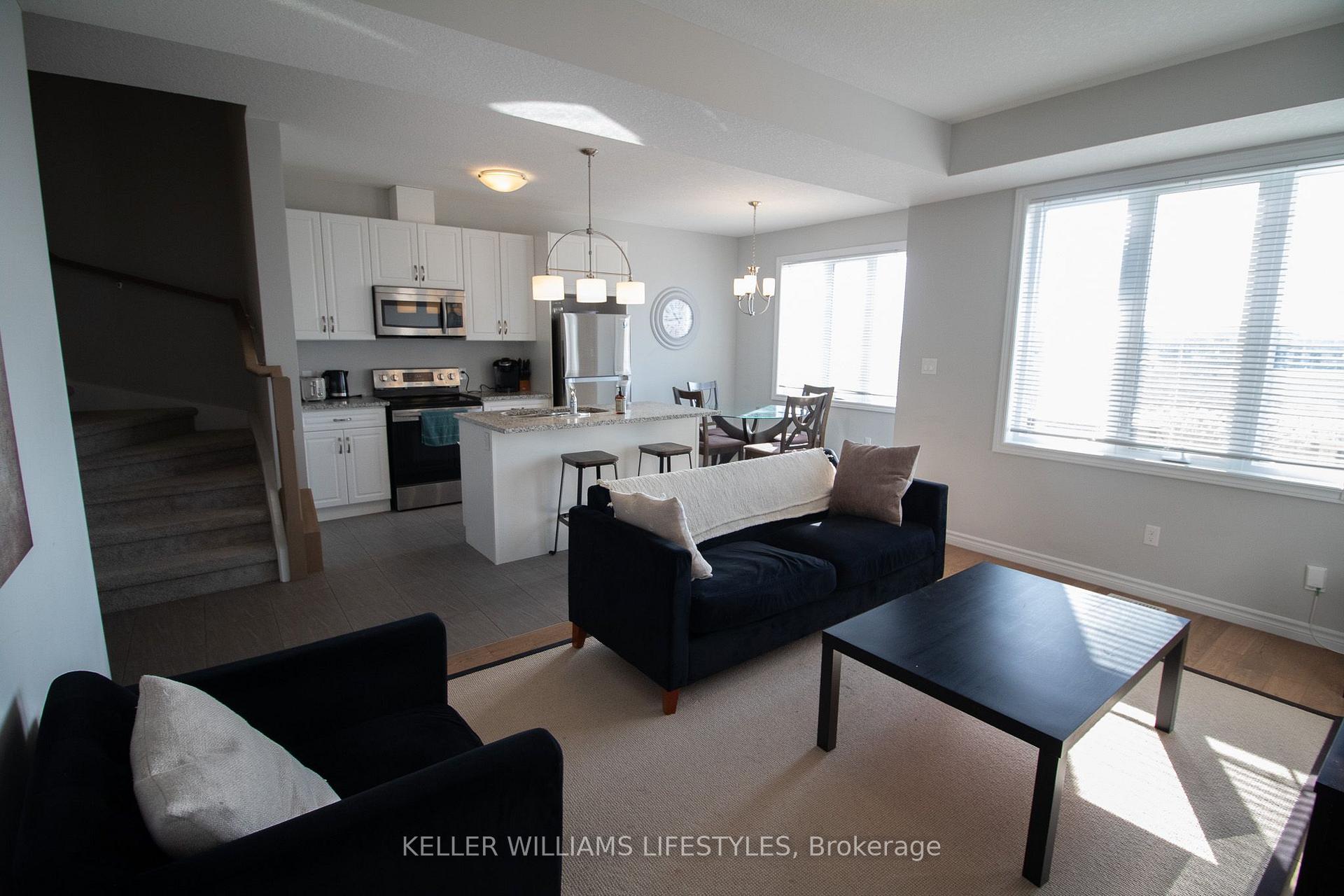 Photo 11 of 1866 Finley Crescent, London, North I — HOMEH
