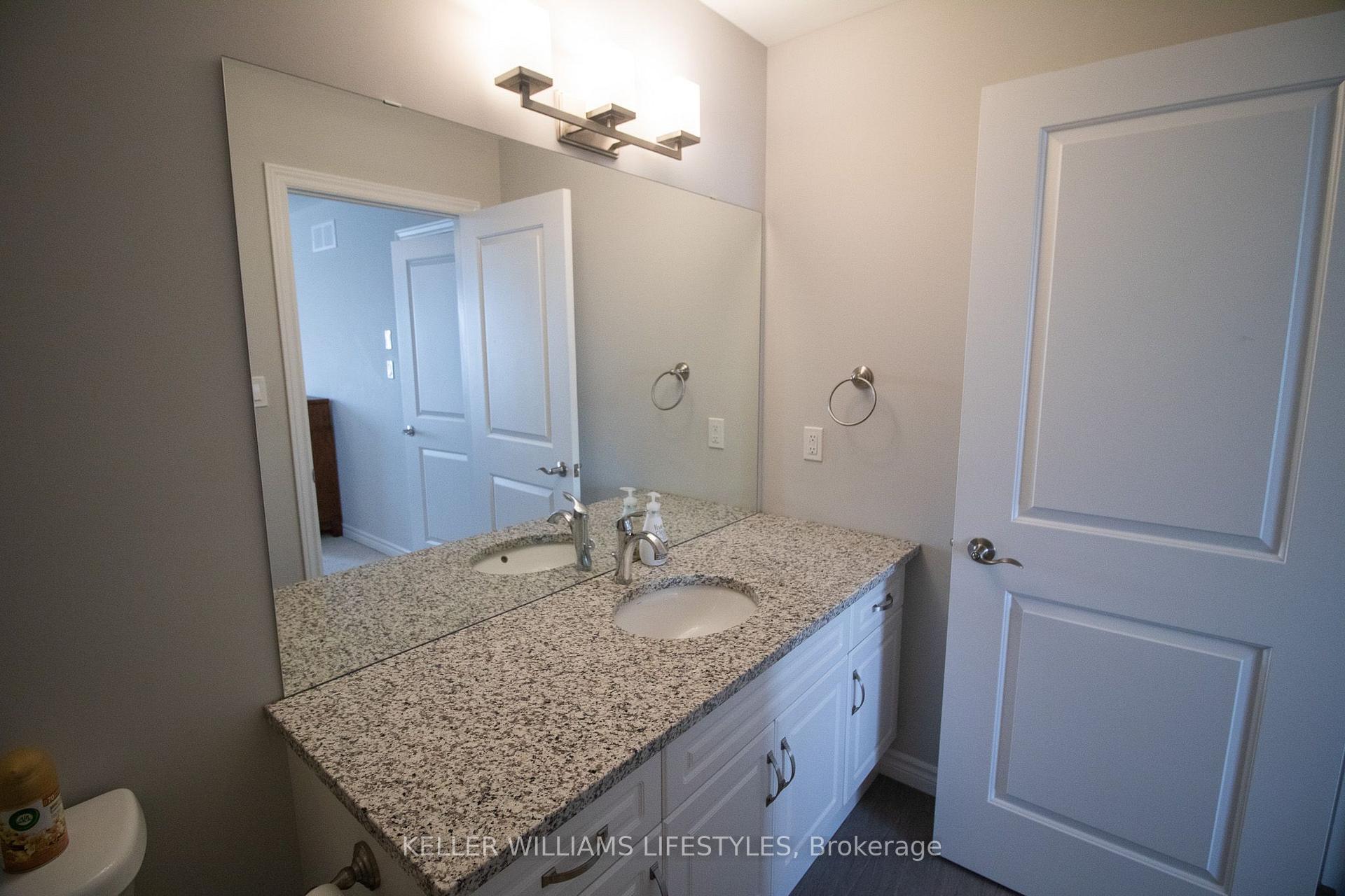 Photo 31 of 1866 Finley Crescent, London, North I — HOMEH
