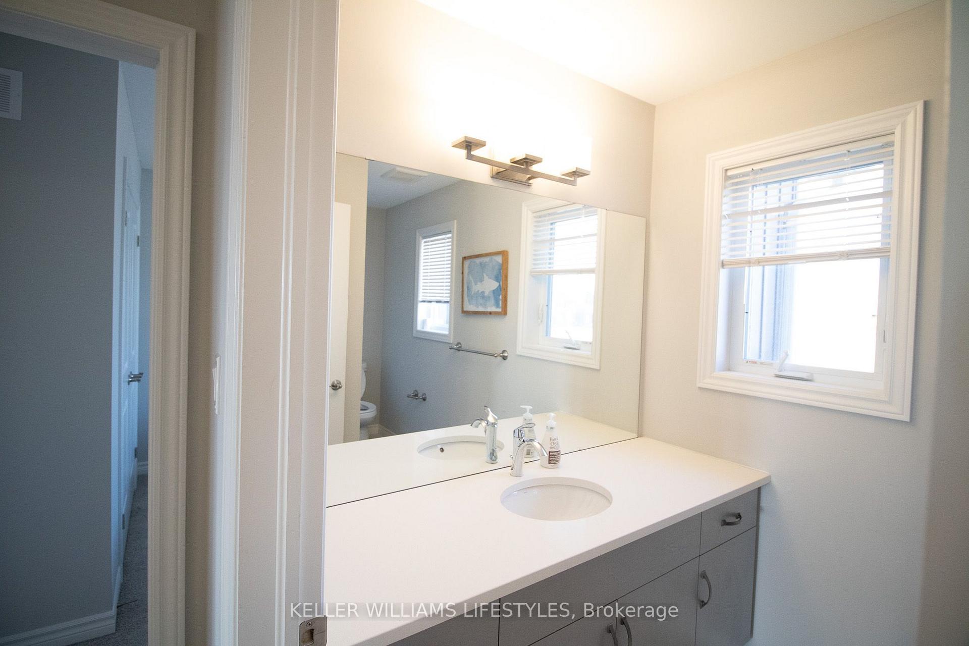 Photo 35 of 1866 Finley Crescent, London, North I — HOMEH