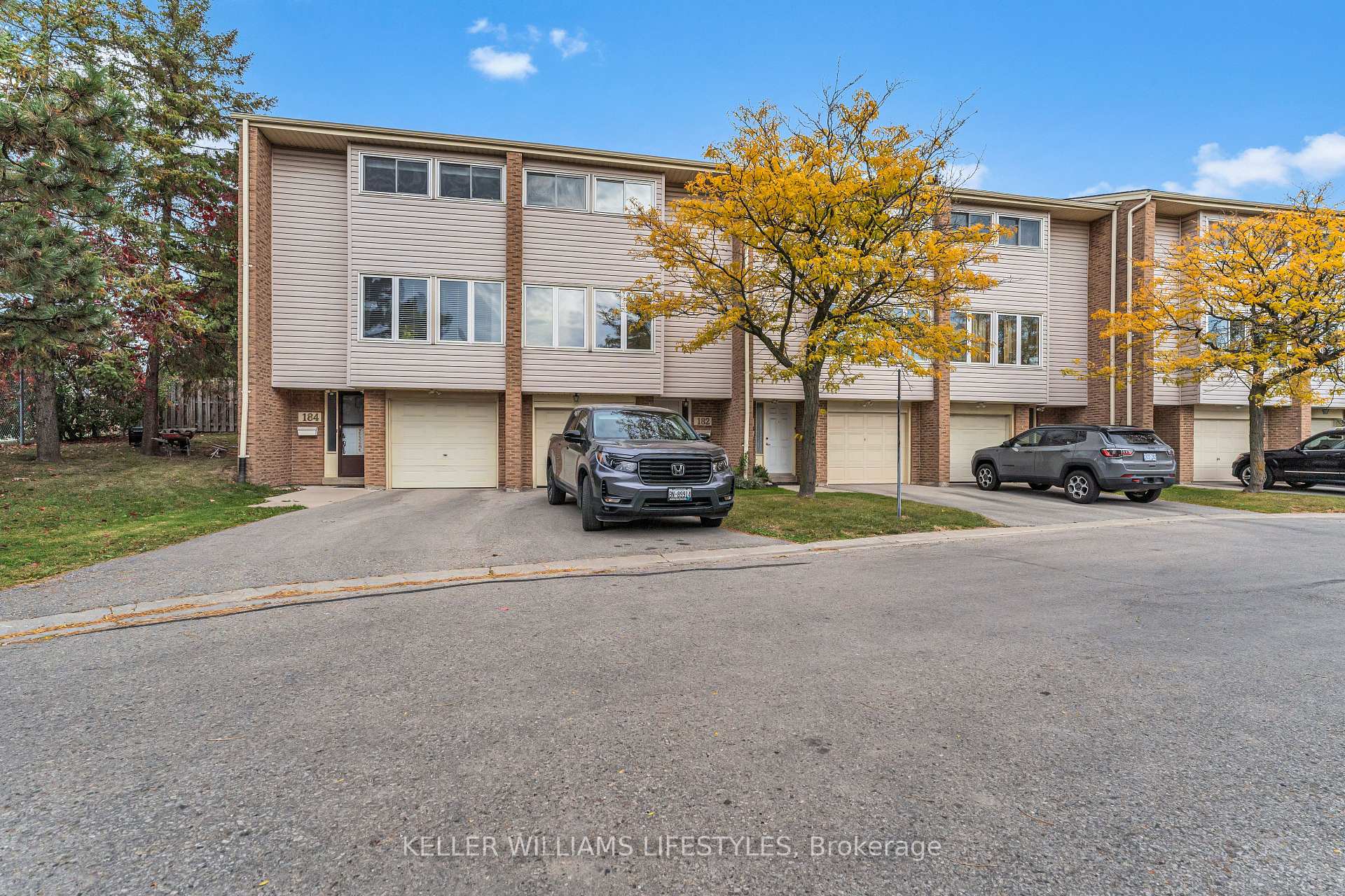 Photo of Unit 182, 700 Osgoode Drive