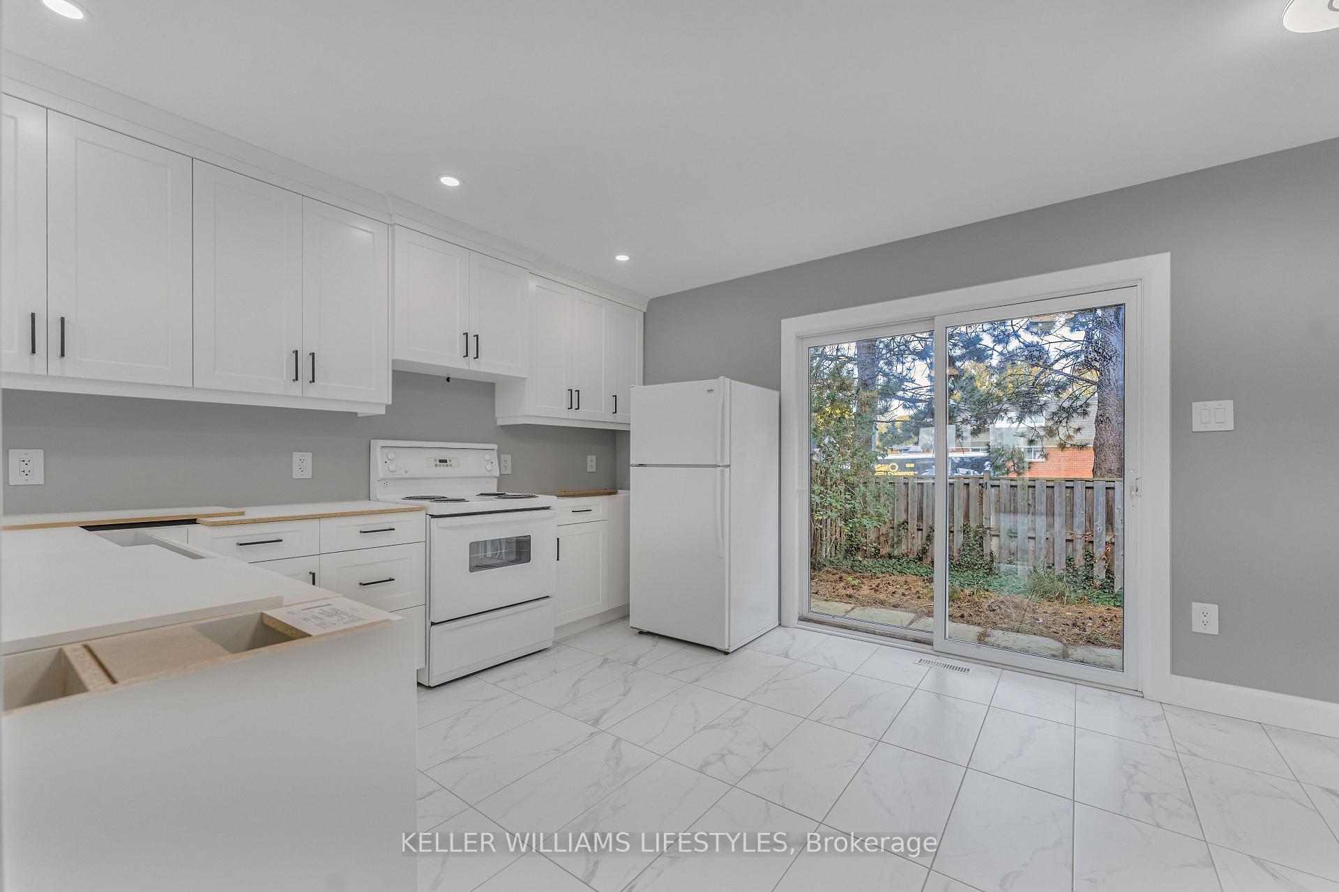 Photo 8 of Unit 182, 700 Osgoode Drive, London, South Y — HOMEH