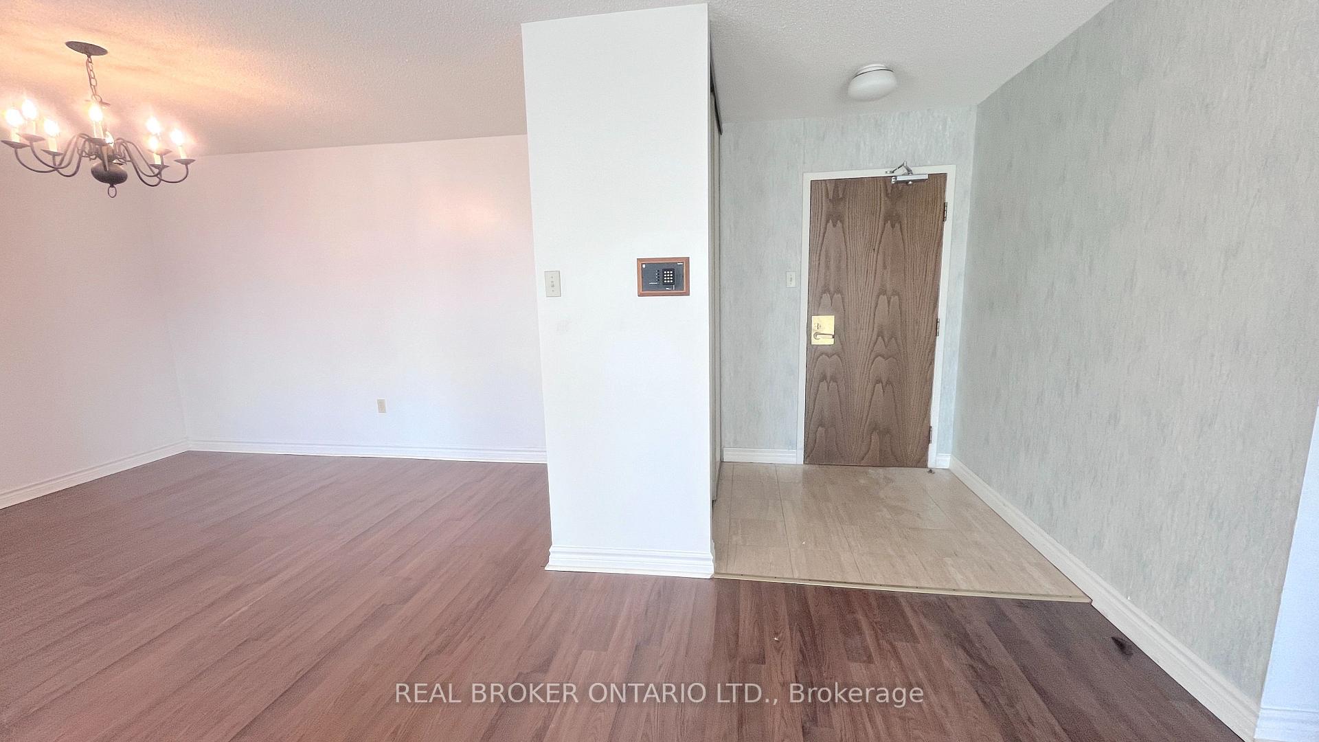 Photo 3 of Unit 509, 333 Clark Avenue W, Vaughan, Crestwood-Springfarm-Yorkhill — HOMEH