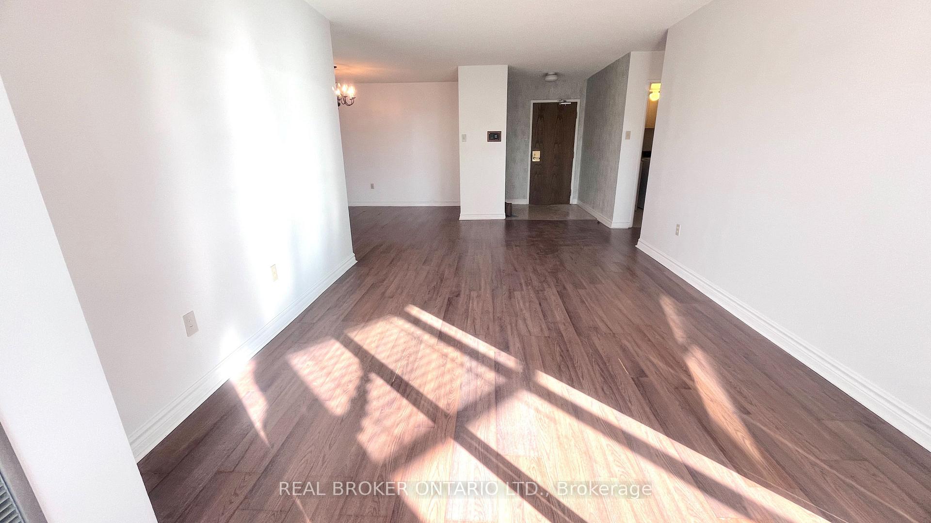 Photo 5 of Unit 509, 333 Clark Avenue W, Vaughan, Crestwood-Springfarm-Yorkhill — HOMEH