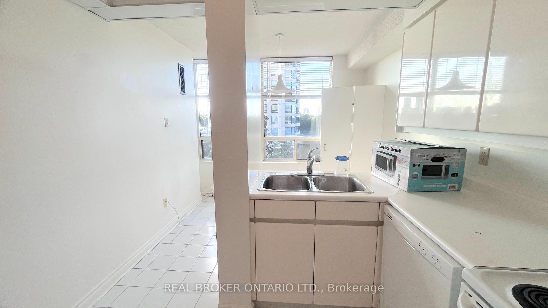 Photo 11 of Unit 509, 333 Clark Avenue W, Vaughan, Crestwood-Springfarm-Yorkhill — HOMEH