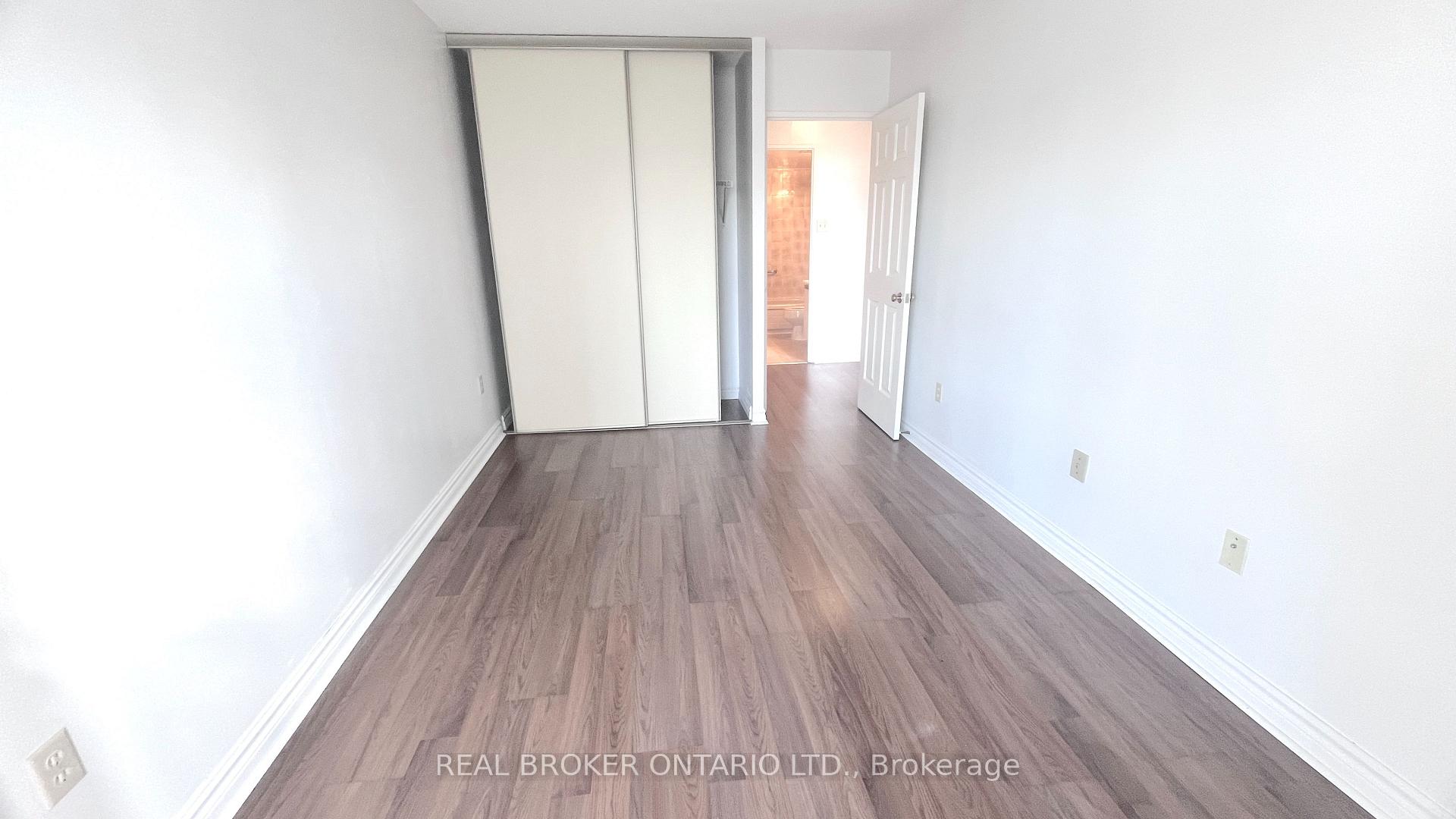 Photo 17 of Unit 509, 333 Clark Avenue W, Vaughan, Crestwood-Springfarm-Yorkhill — HOMEH