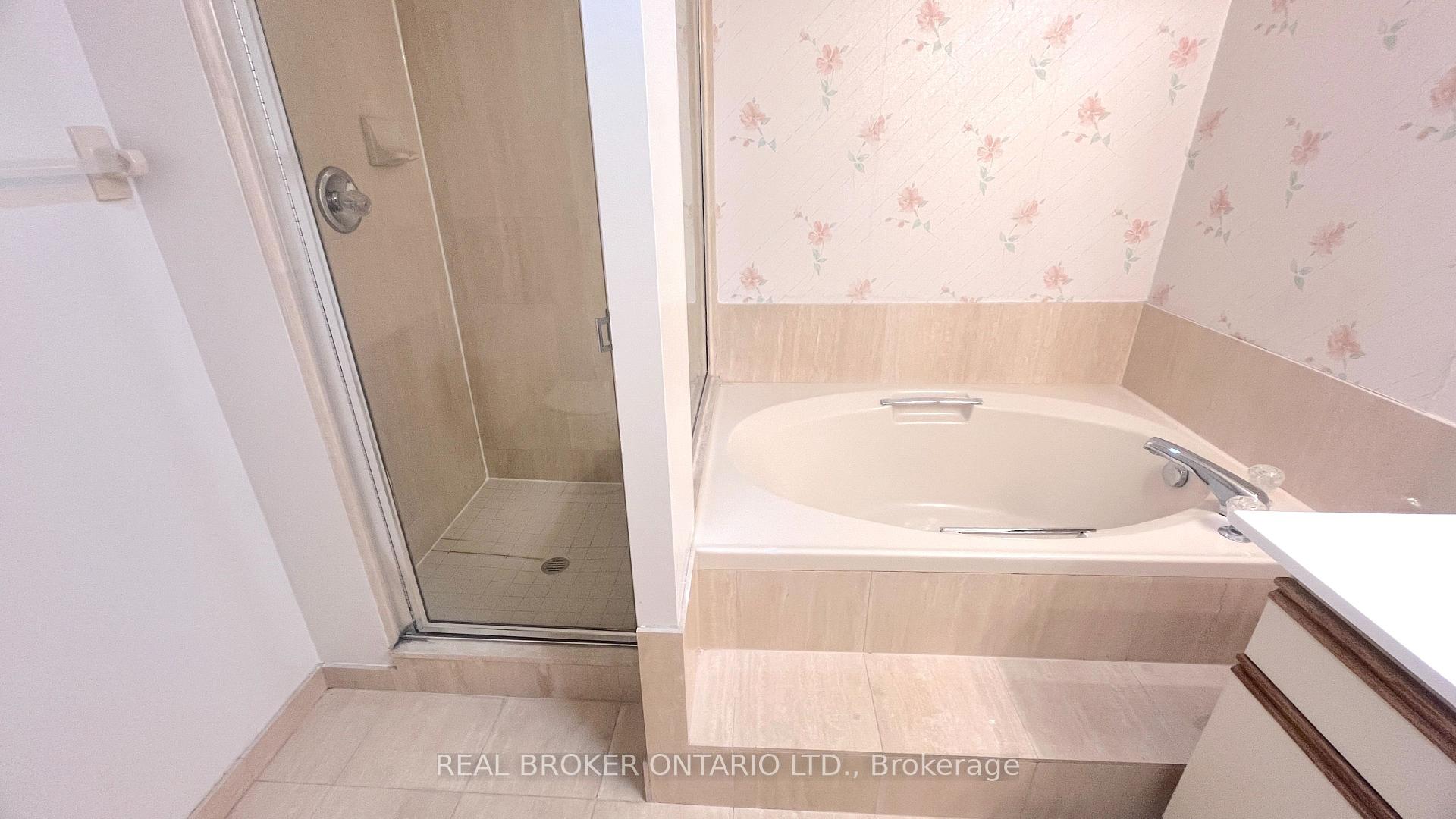 Photo 21 of Unit 509, 333 Clark Avenue W, Vaughan, Crestwood-Springfarm-Yorkhill — HOMEH