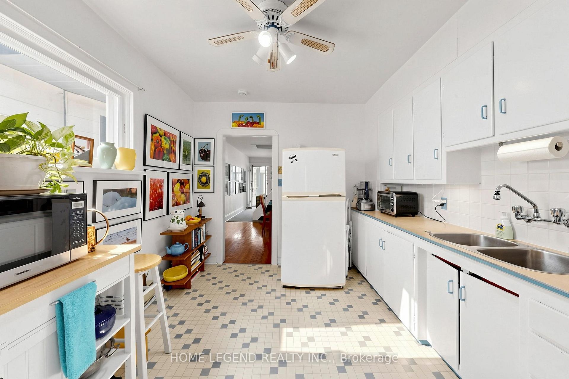 Photo 10 of 605 Rhodes Avenue, Toronto, Greenwood-Coxwell — HOMEH