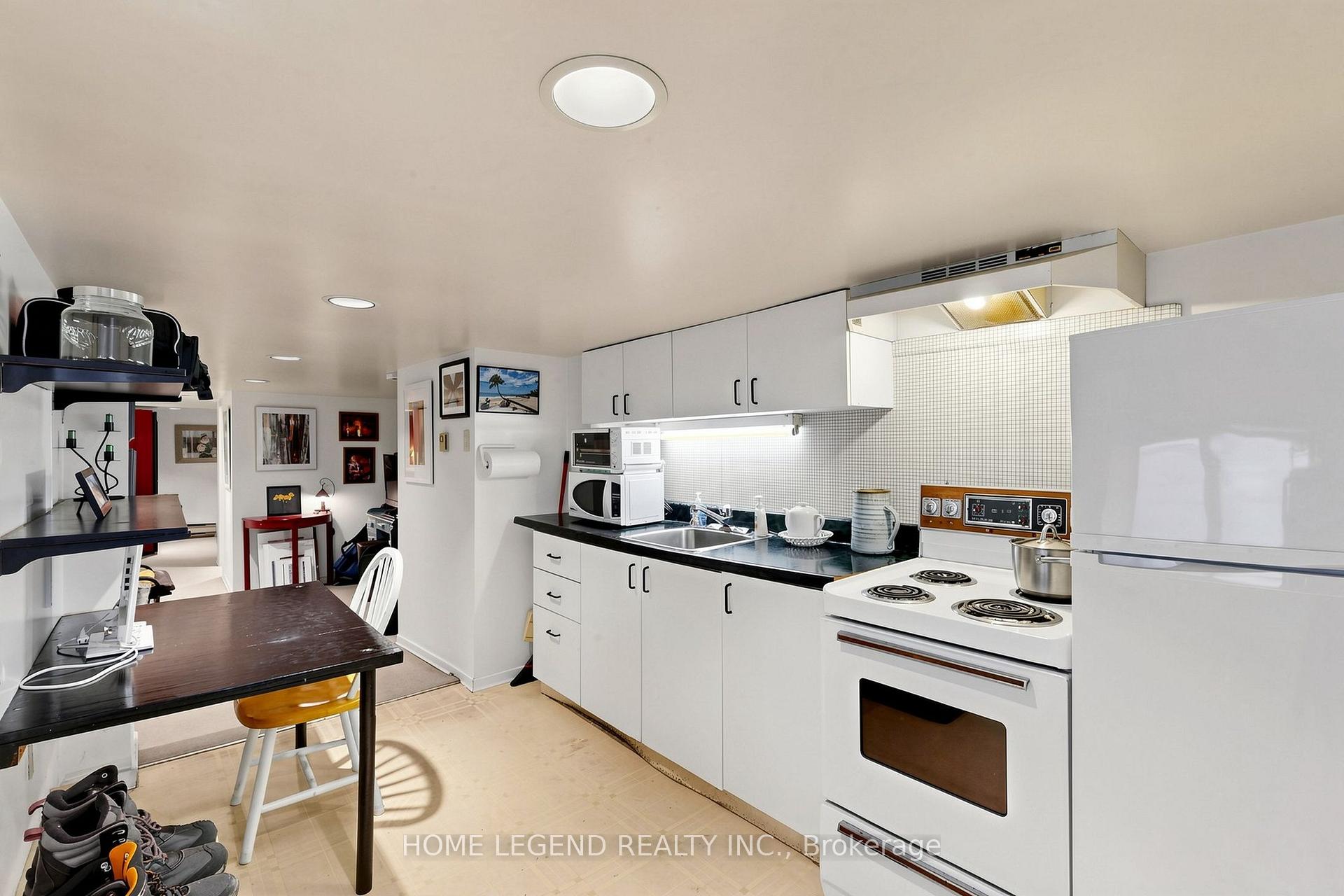 Photo 18 of 605 Rhodes Avenue, Toronto, Greenwood-Coxwell — HOMEH