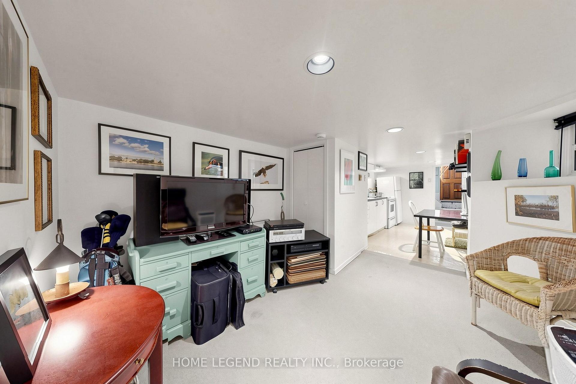 Photo 20 of 605 Rhodes Avenue, Toronto, Greenwood-Coxwell — HOMEH