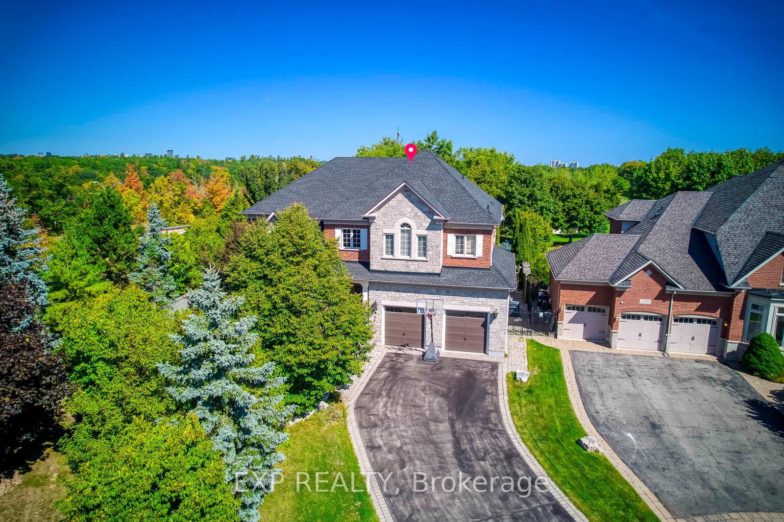 Photo 3 of 530 Golfview Court, Oakville, Glen Abbey — HOMEH