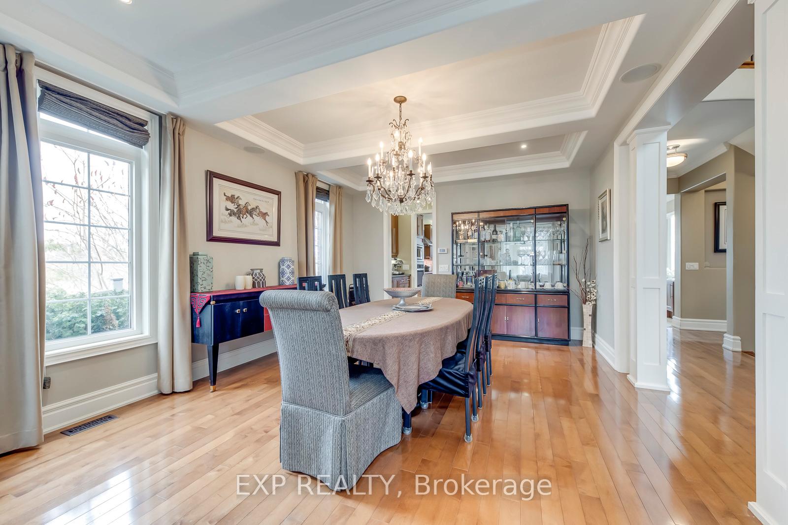 Photo 11 of 530 Golfview Court, Oakville, Glen Abbey — HOMEH