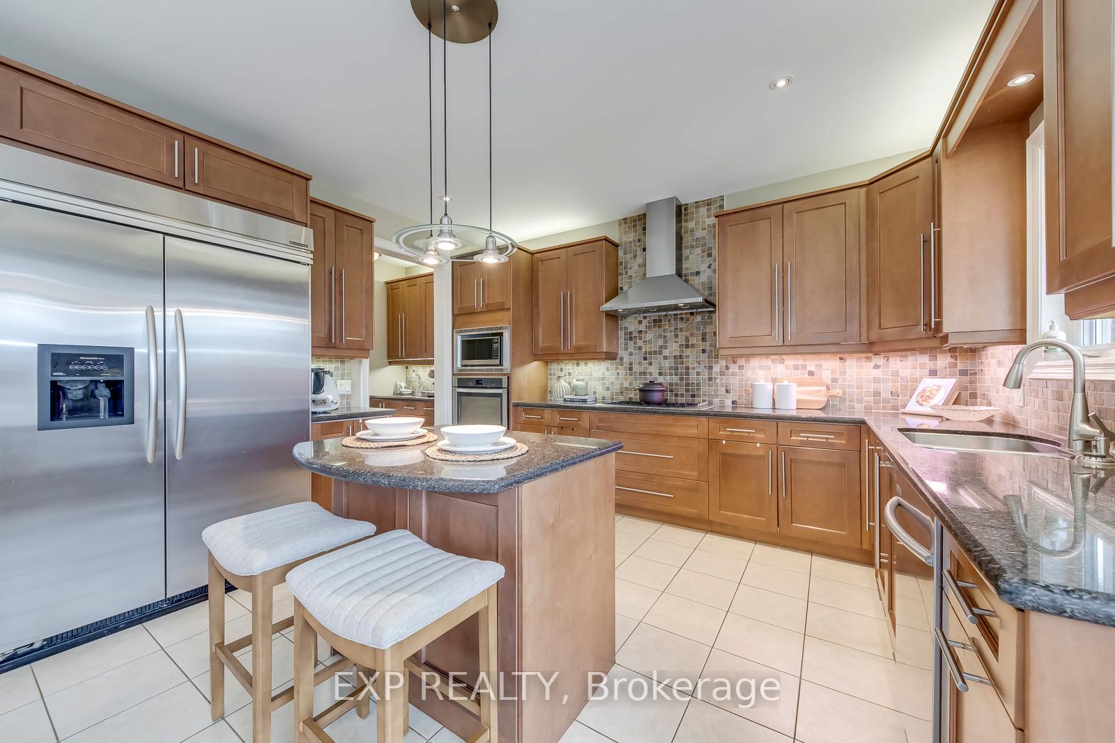 Photo 17 of 530 Golfview Court, Oakville, Glen Abbey — HOMEH